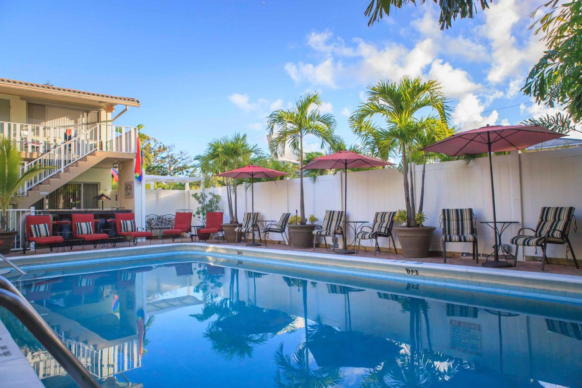 The Big Coconut Guesthouse - Gay Men's Resort photo 4