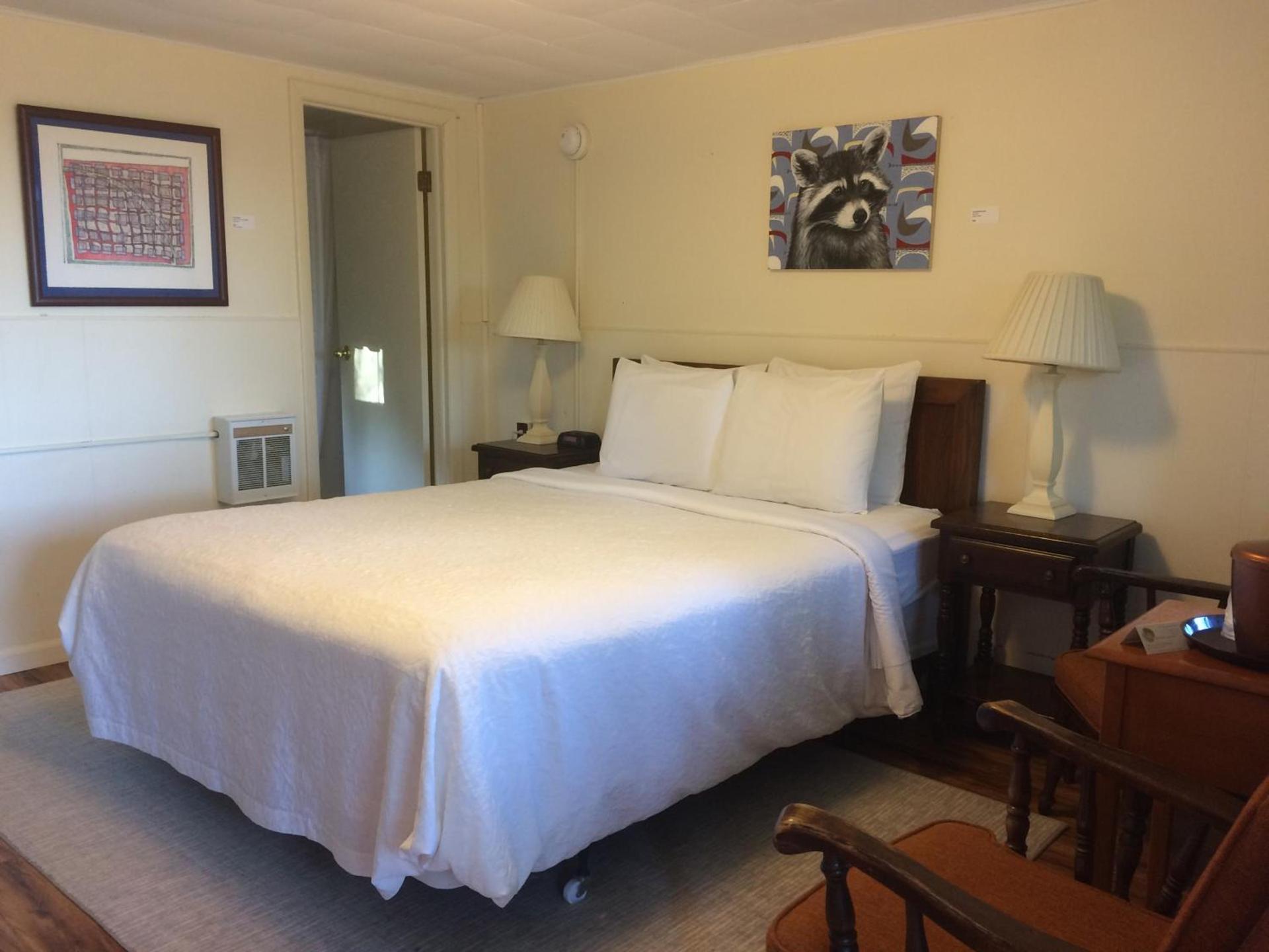 Harwood Hill Motel photo 12
