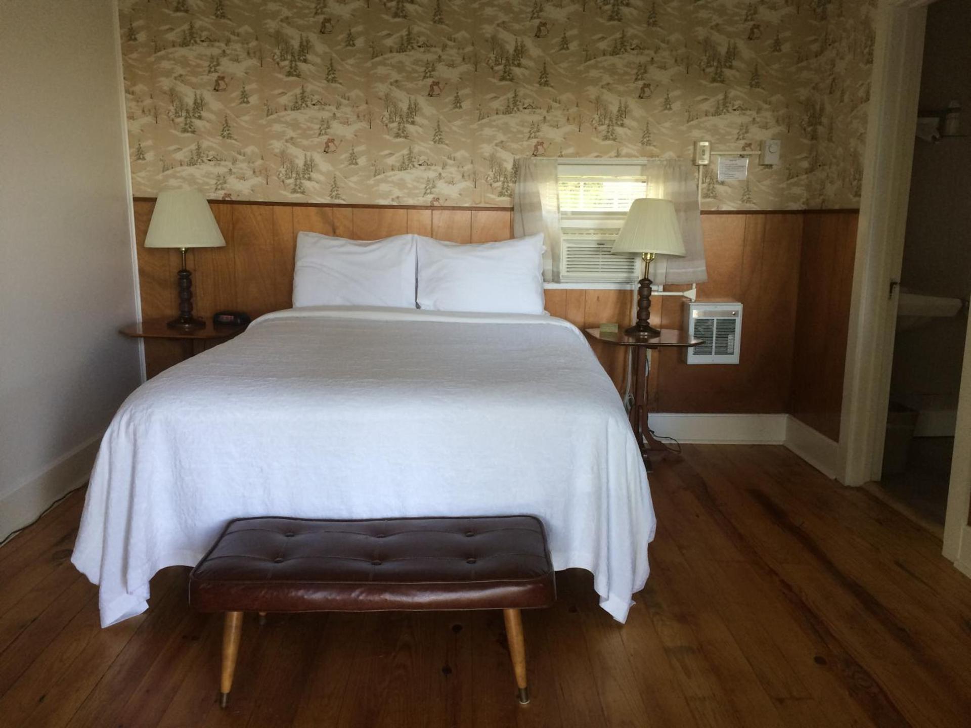 Harwood Hill Motel photo 11