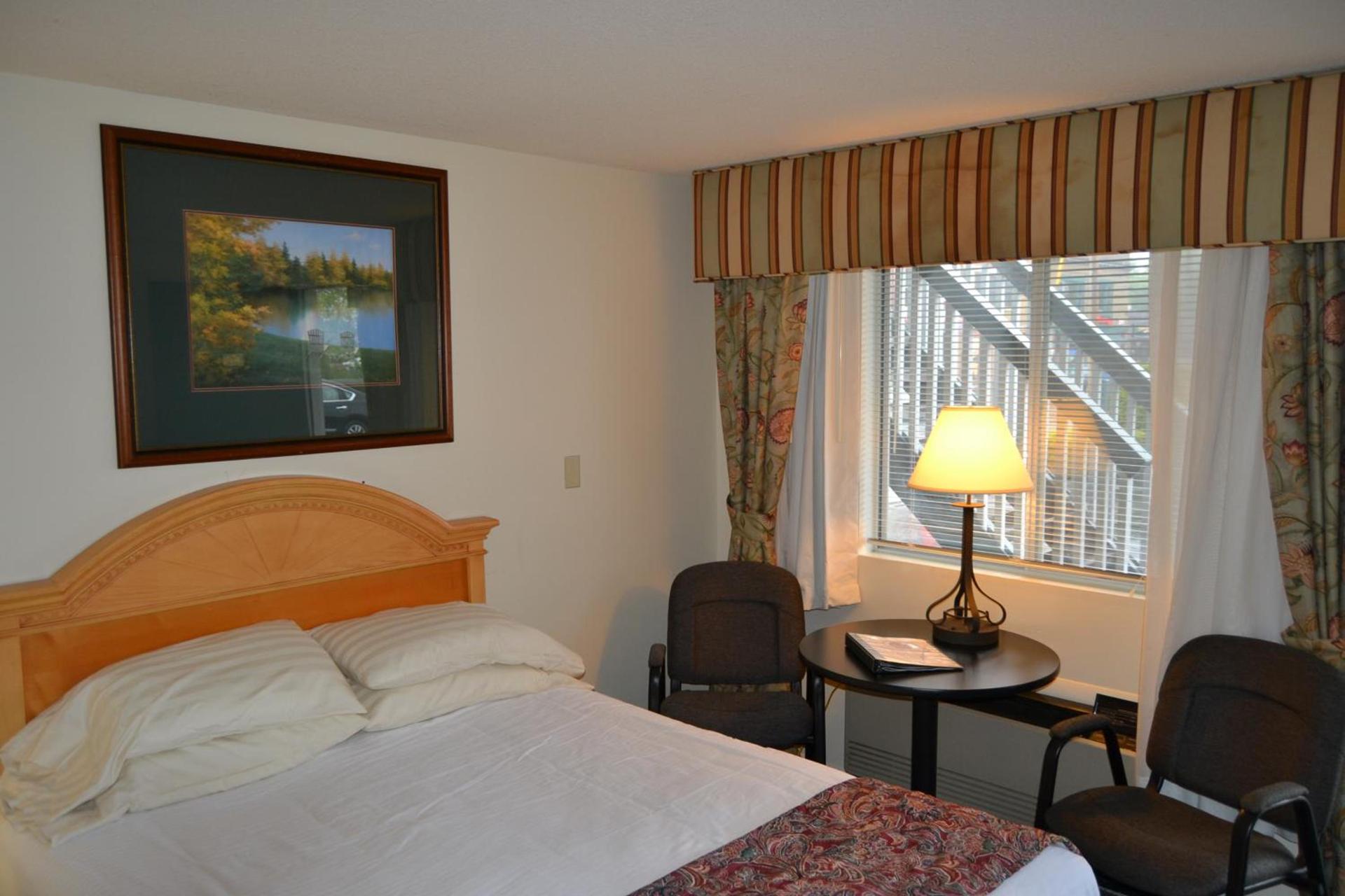 The Ship Motel photo 17
