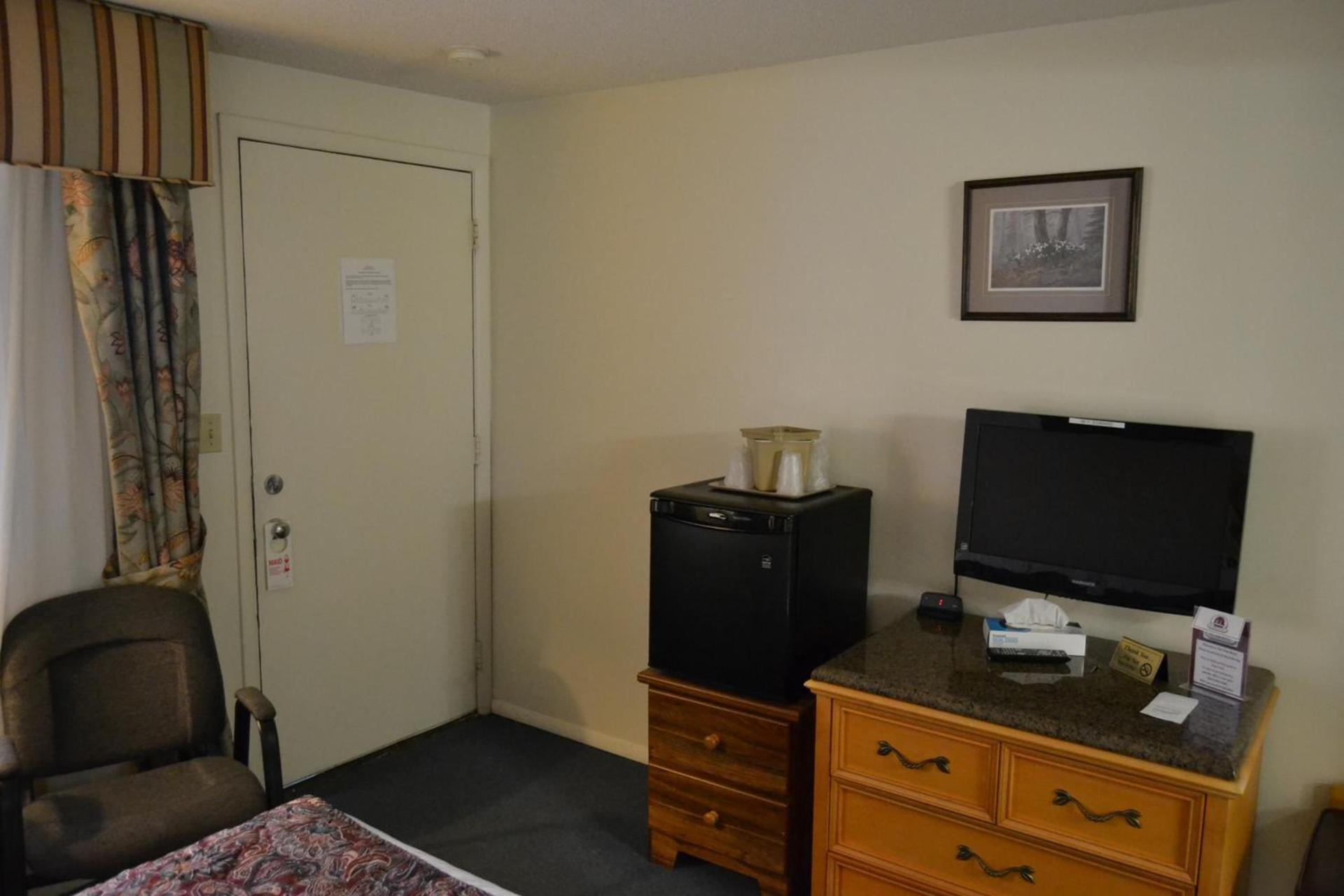 The Ship Motel photo 16