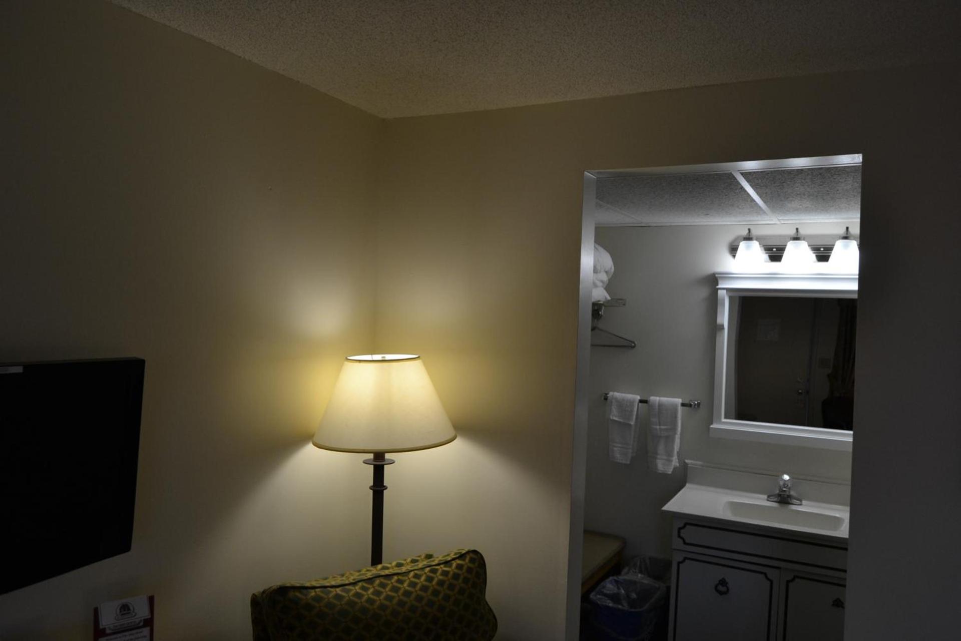 The Ship Motel photo 12