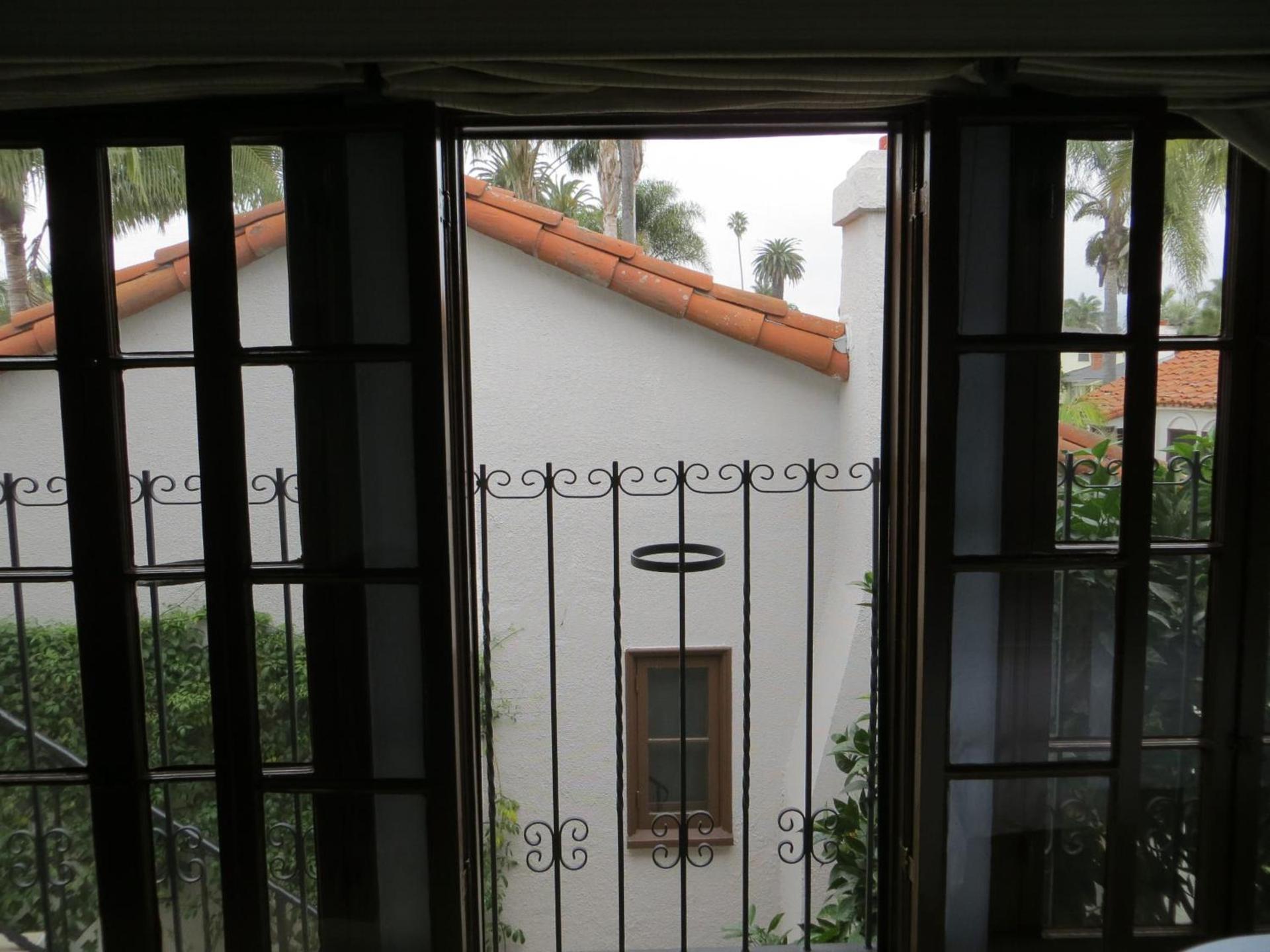 Casa Del Mar Inn photo 27
