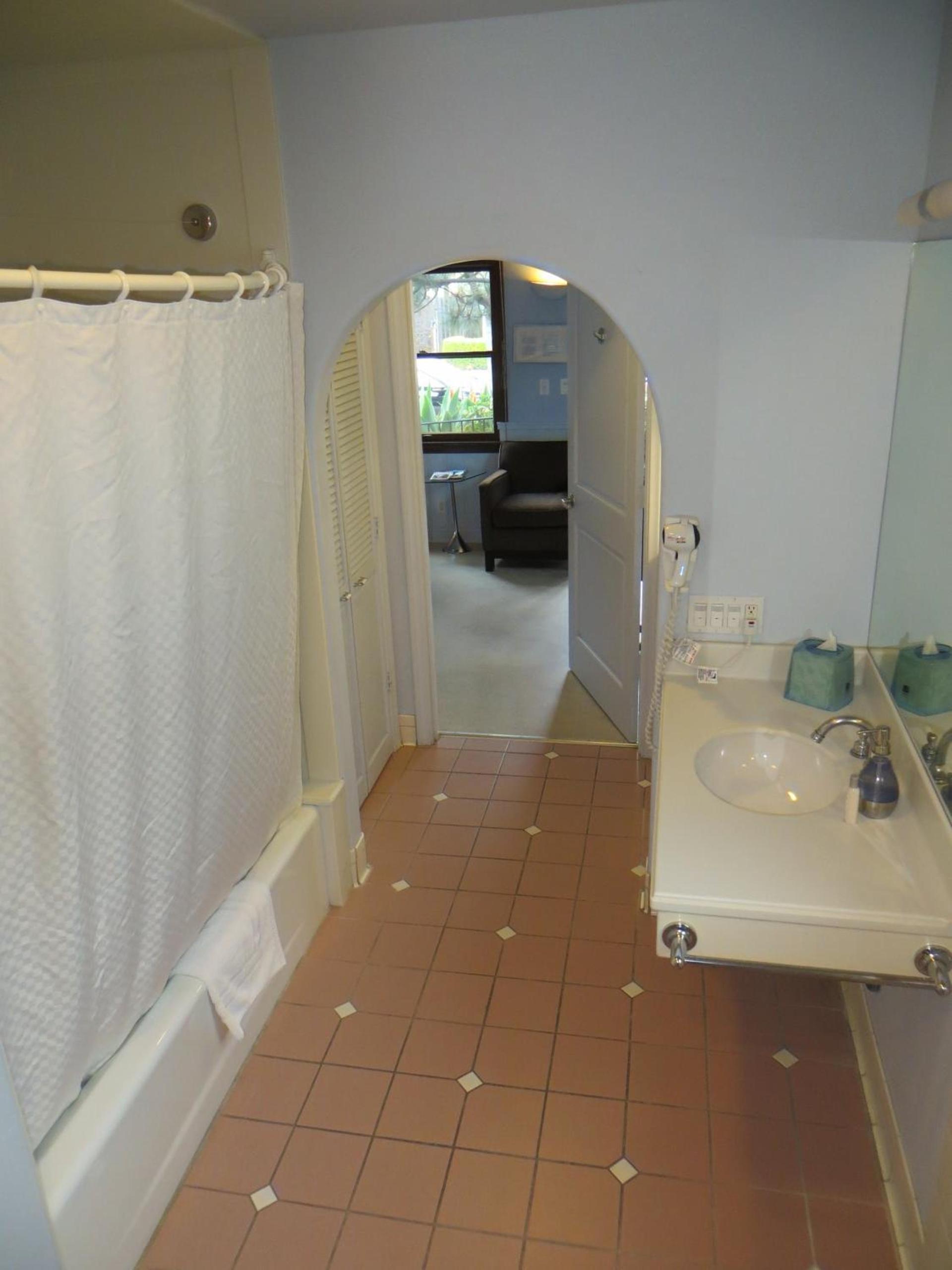 Casa Del Mar Inn photo 31