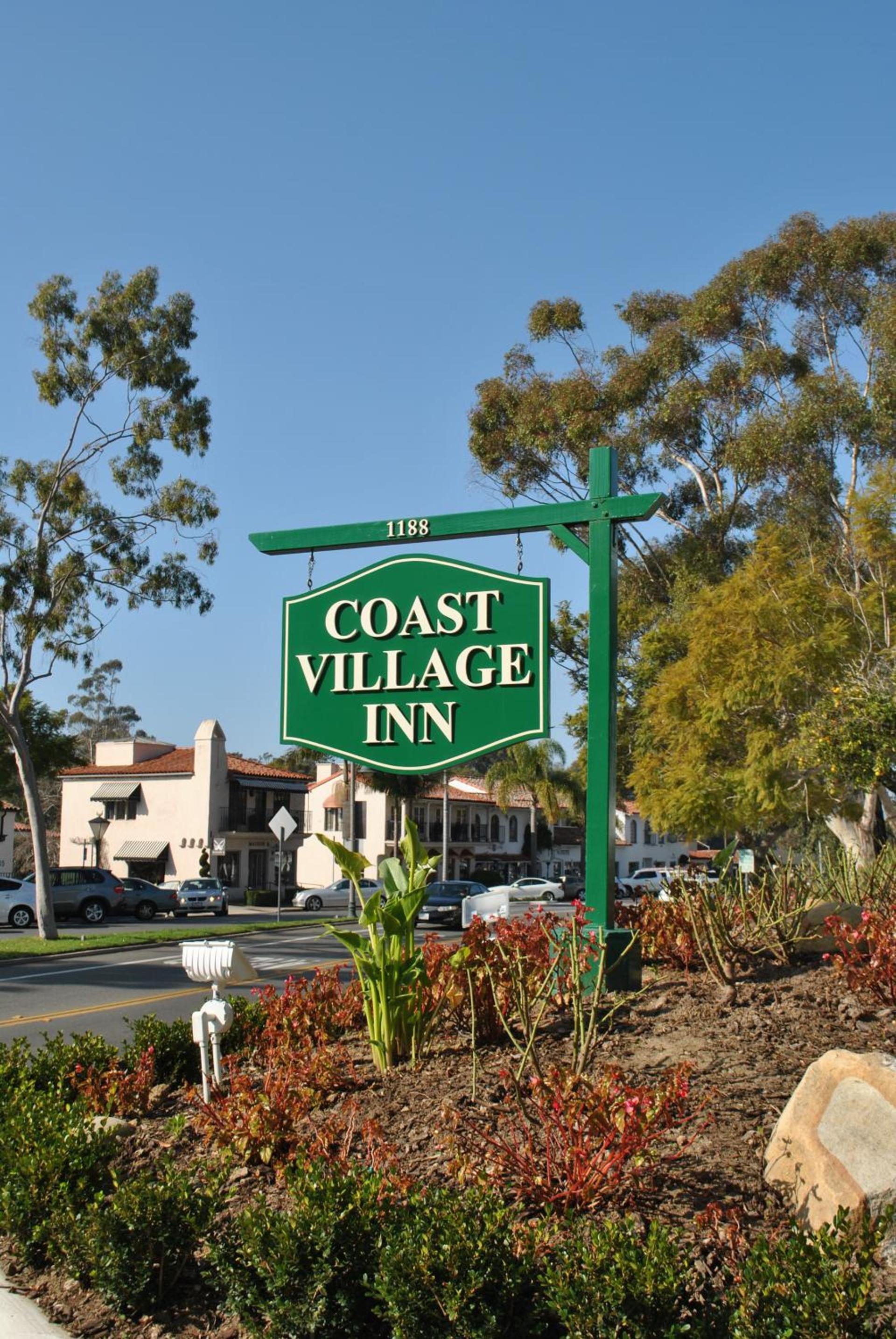 Coast Village Inn photo 12