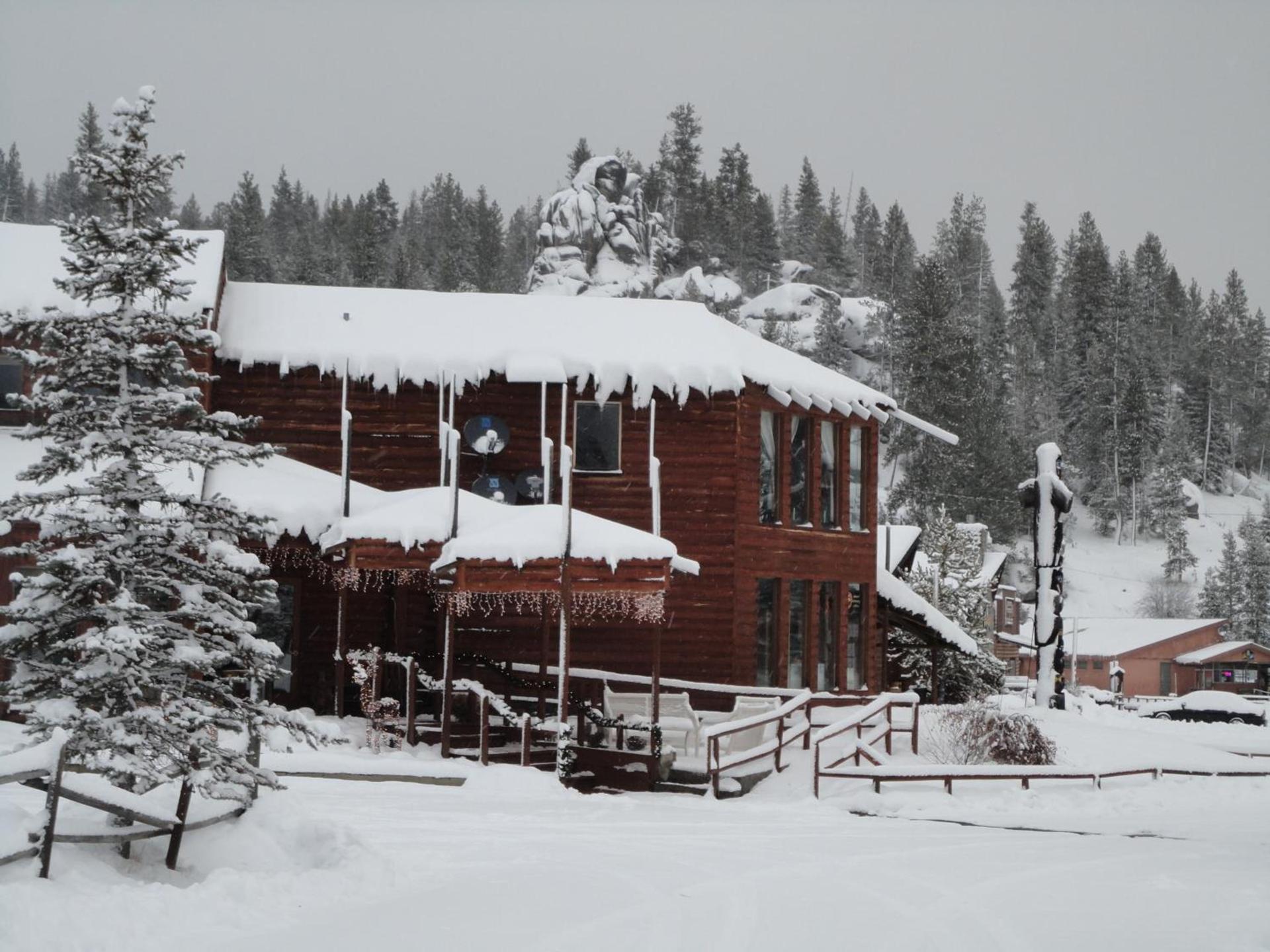 The Lodge at Lolo Hot Springs photo 10