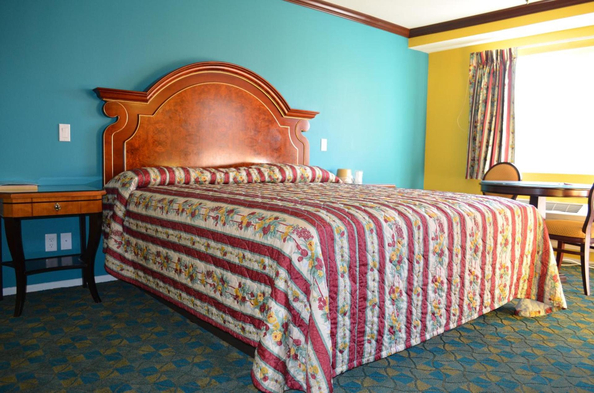 Cloud 9 Inn LAX photo 9