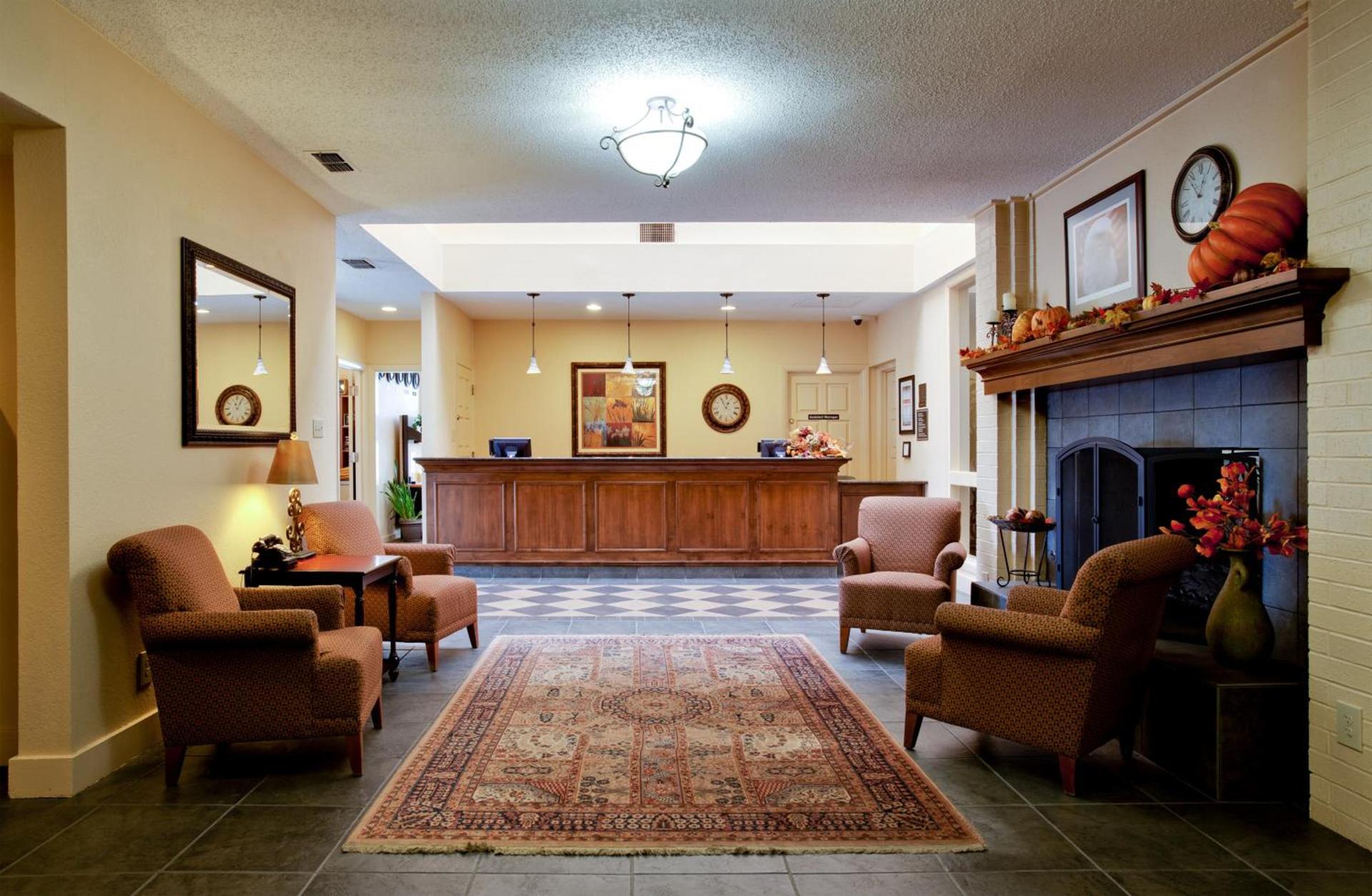 Value Suites Extended Stay - Arlington photo 12