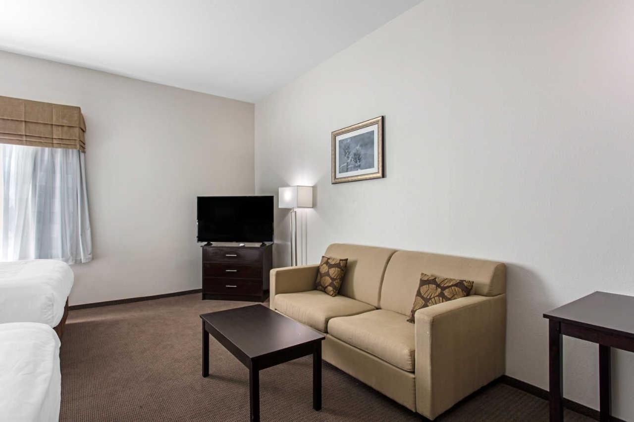 MainStay Suites Big Spring North I-20 photo 17