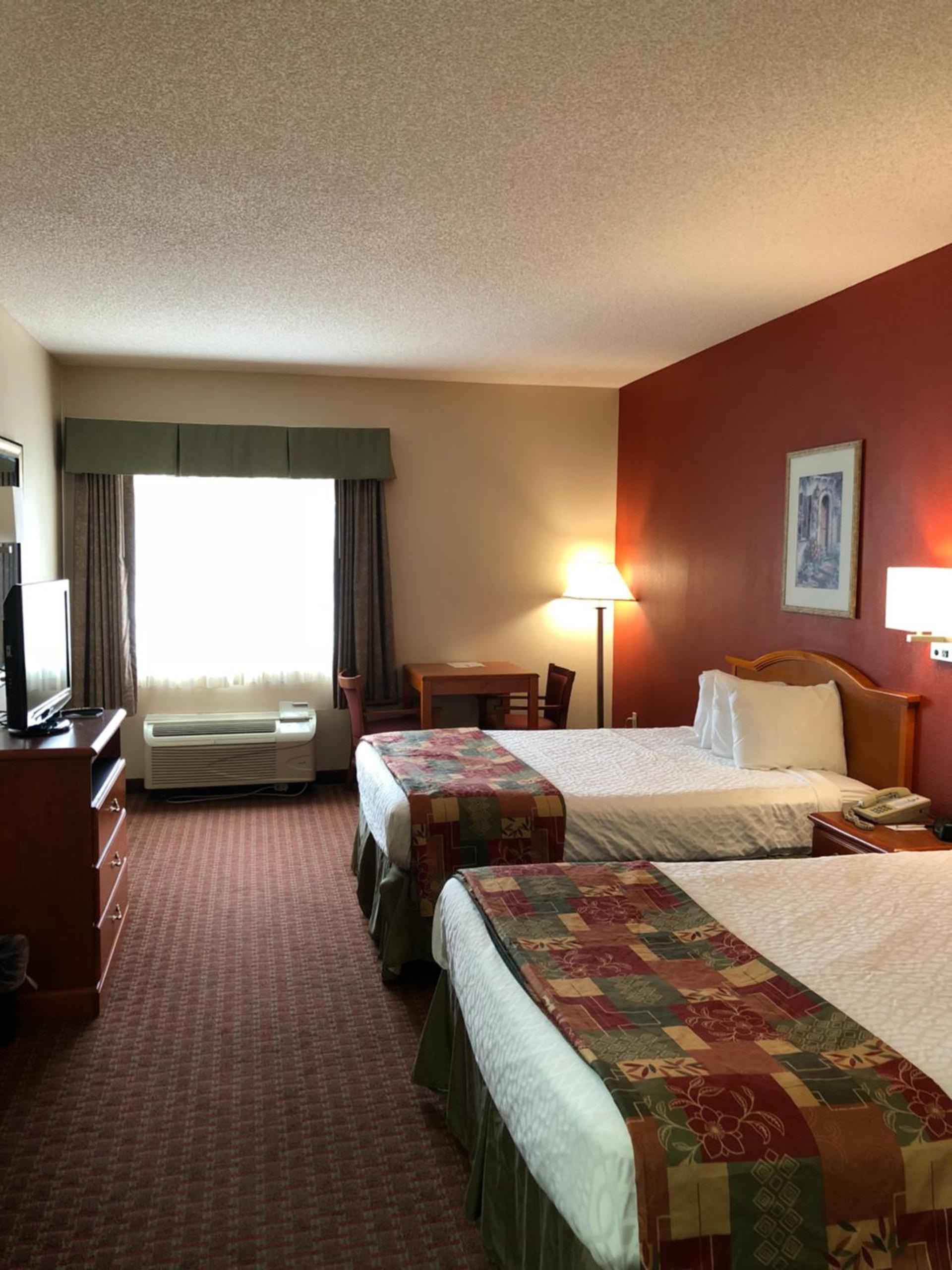 Millennium Inn photo 35