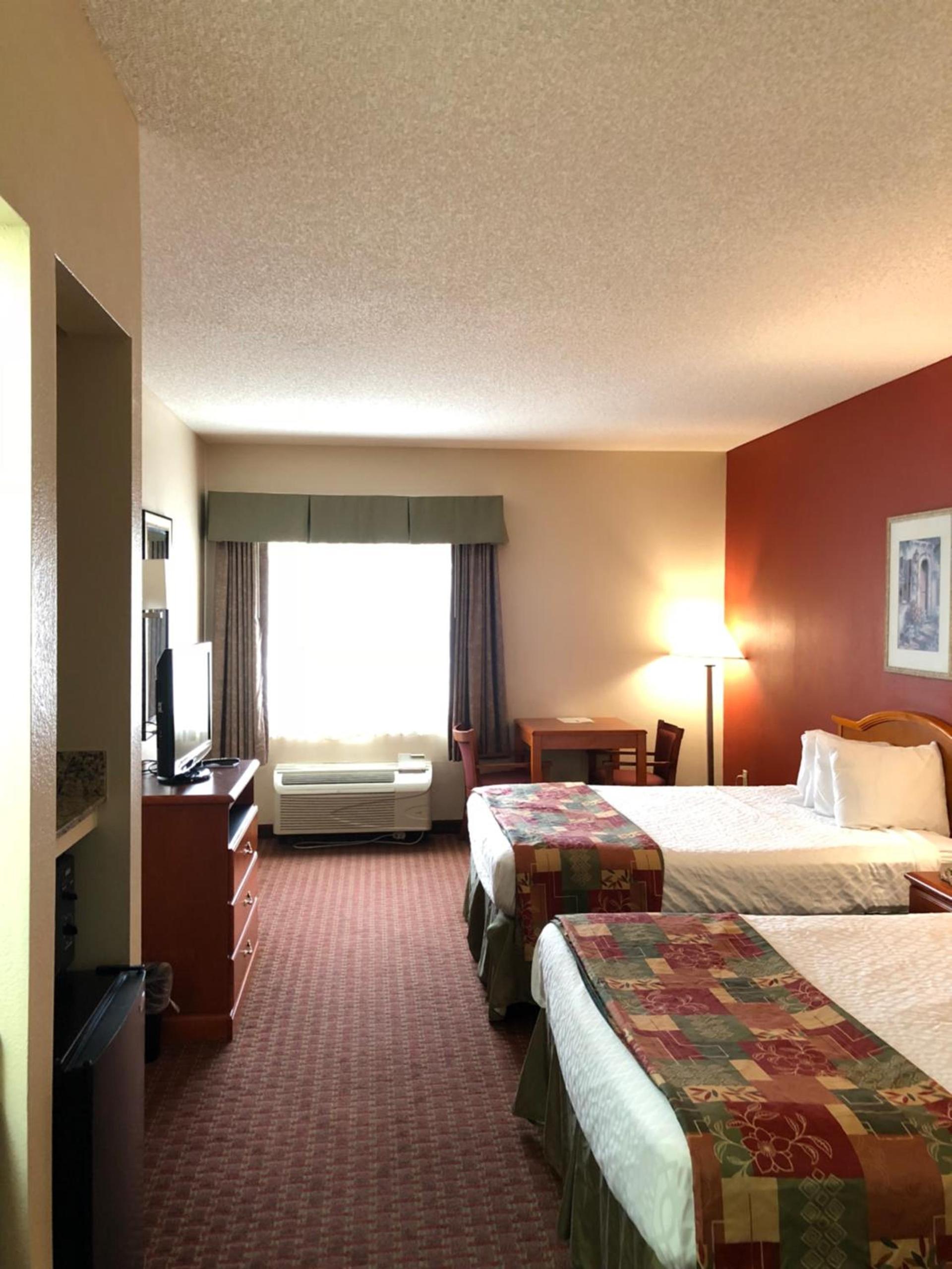 Millennium Inn photo 19