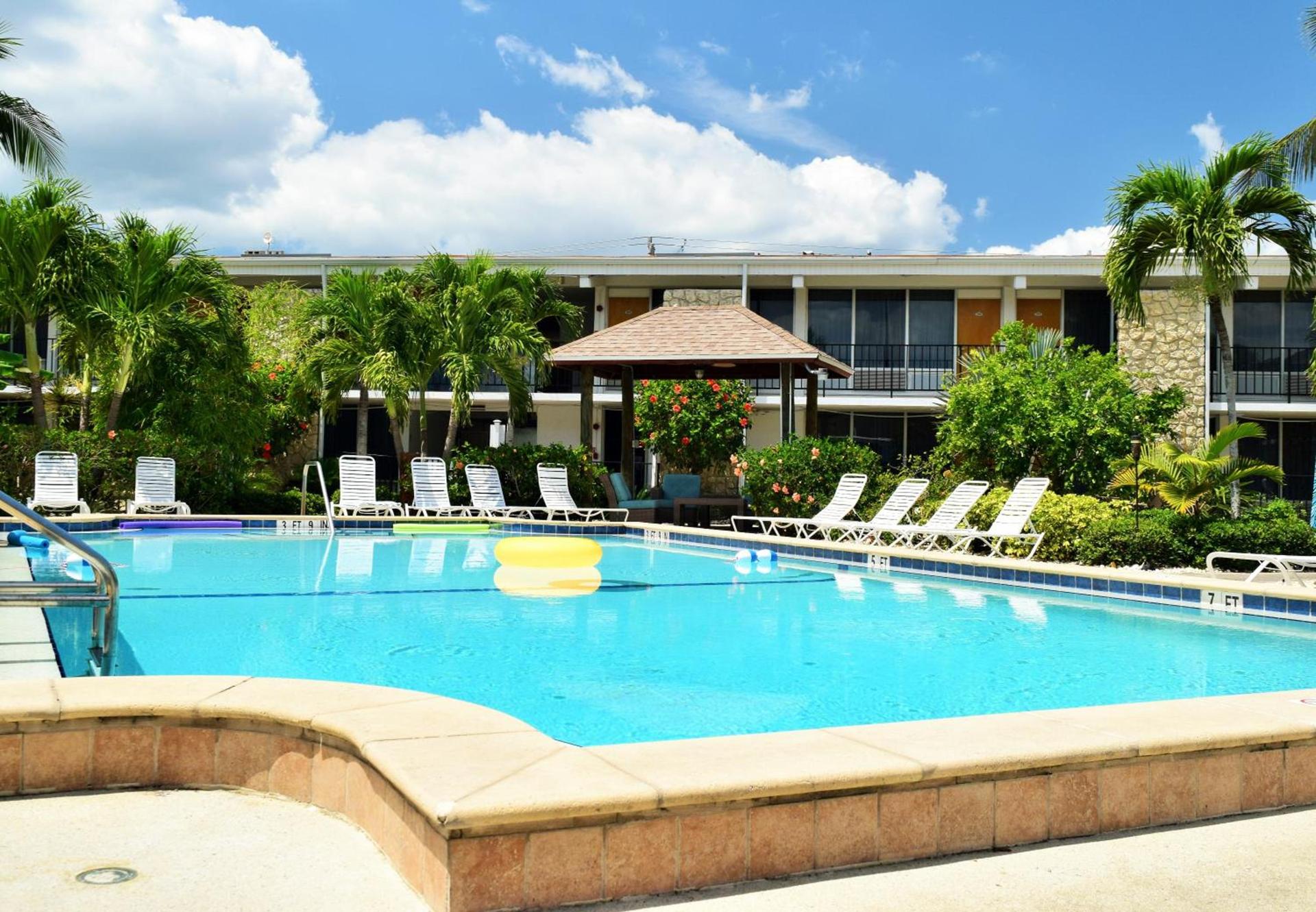 Dolphin Key Resort - Cape Coral photo 4