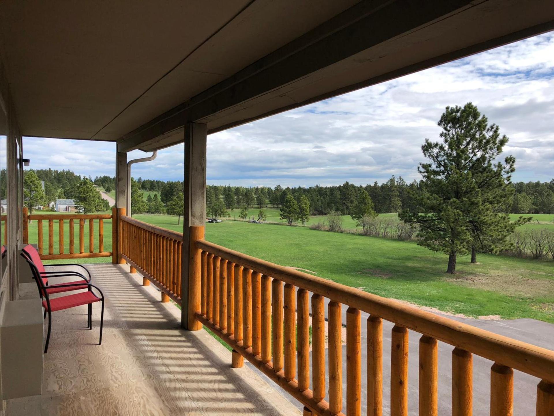 Rockerville Lodge & Cabins photo 98