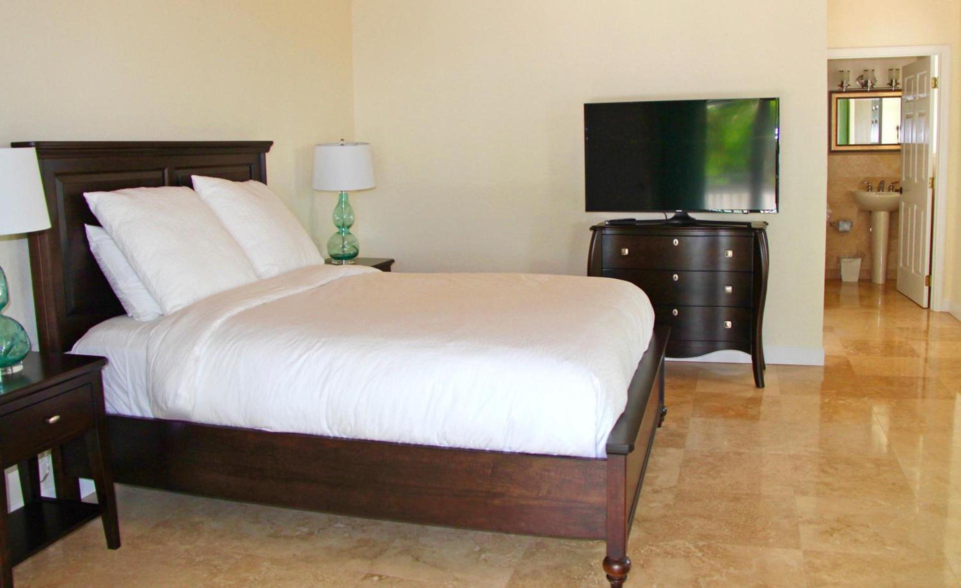 Dolphin Point Villas photo 22