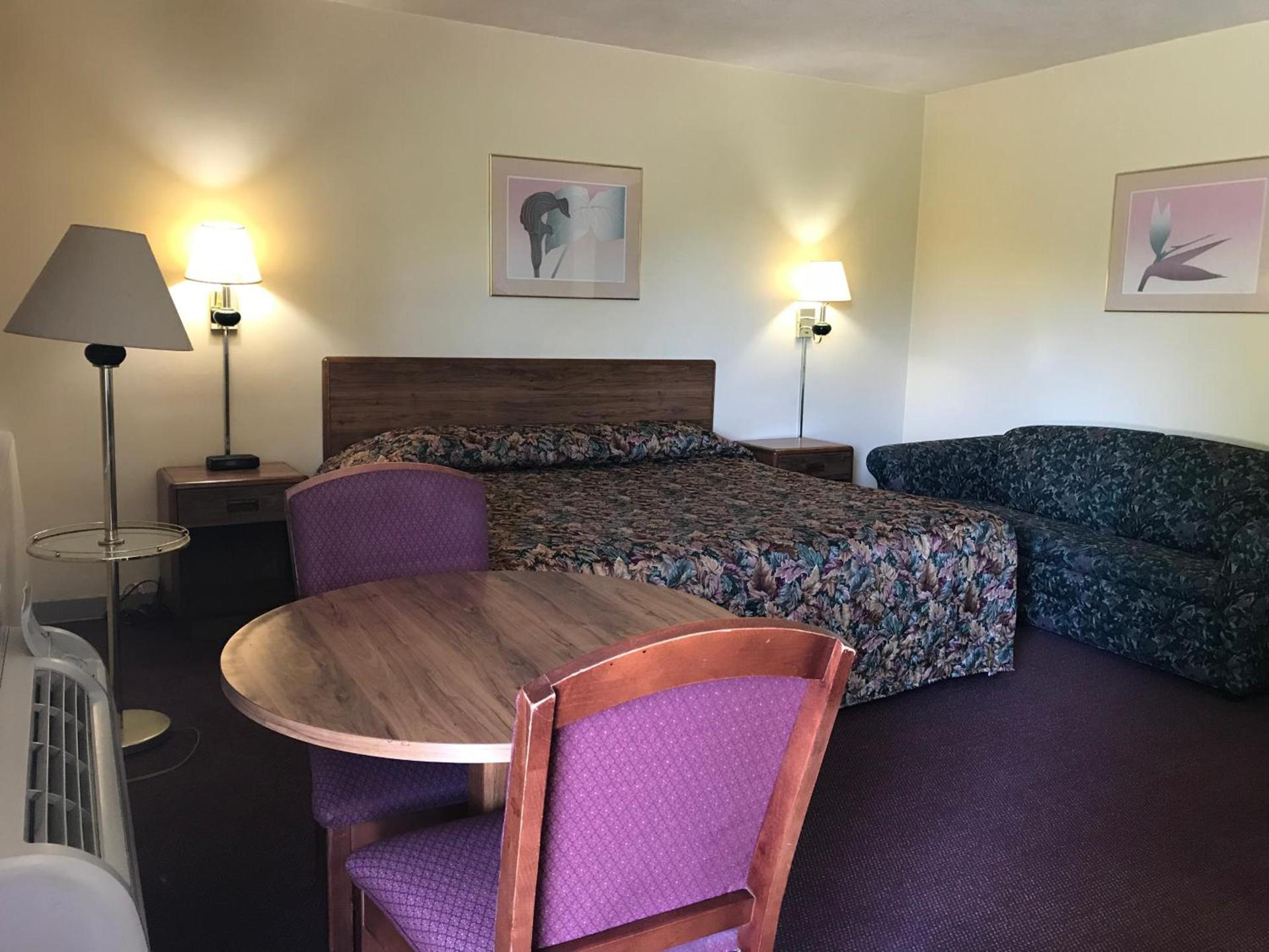 Allenwood Motel photo 20