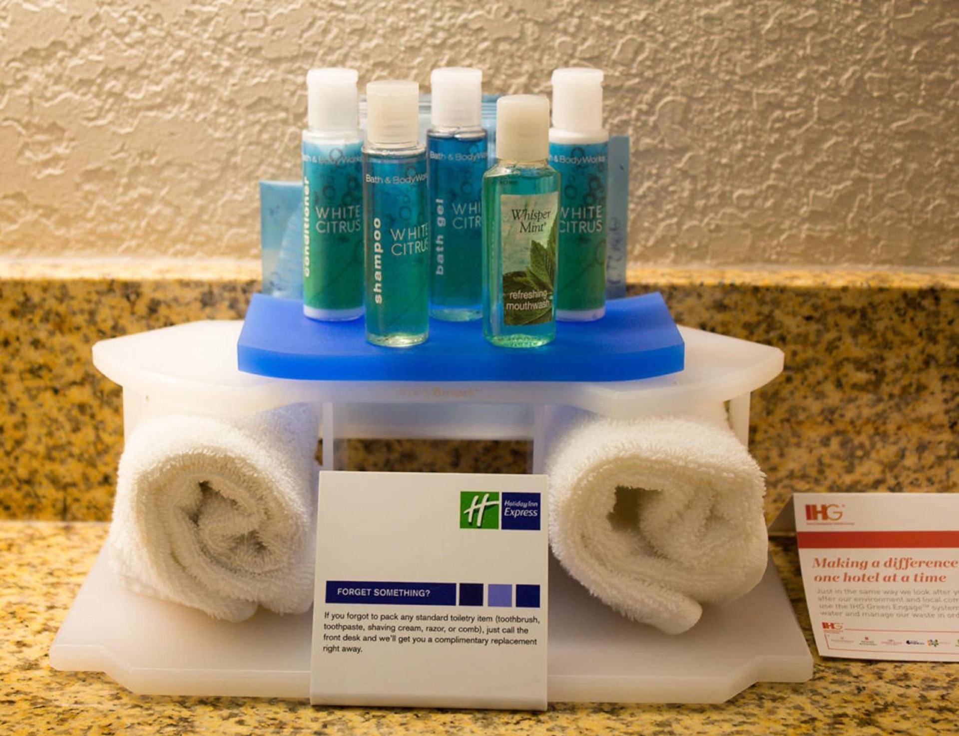 Holiday Inn Express West Jefferson by IHG photo 10