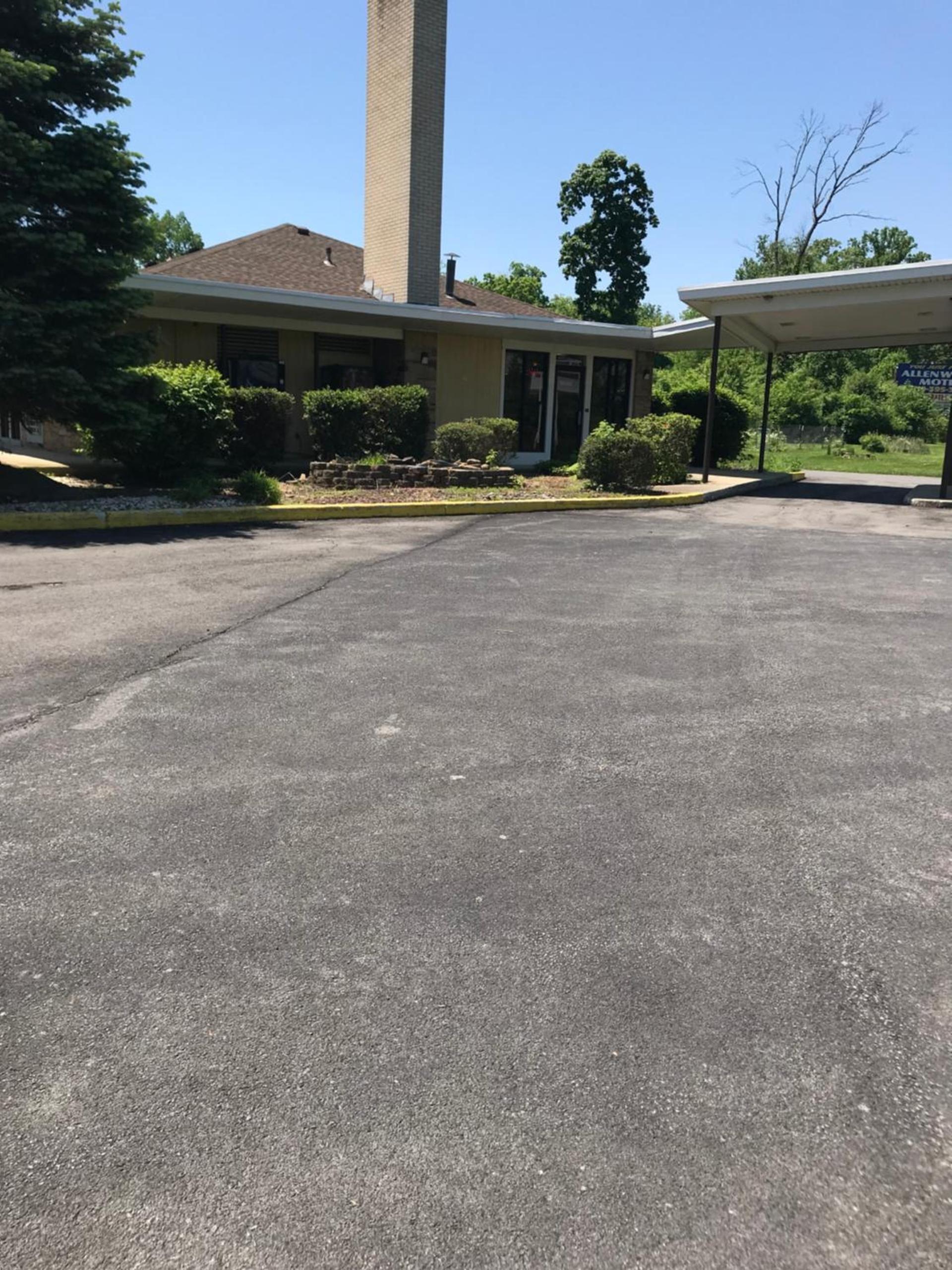 Allenwood Motel photo 8