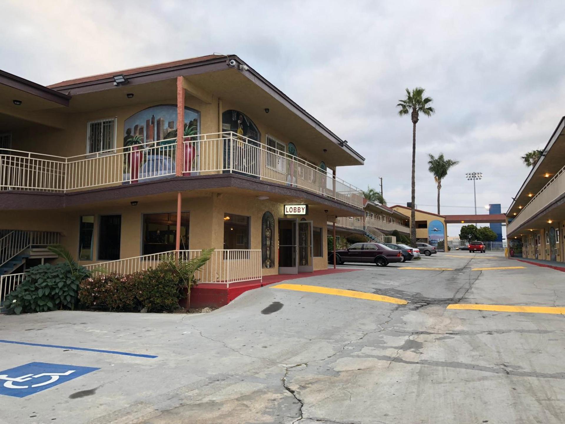 Los Angeles Inn & Suites - LAX photo 2