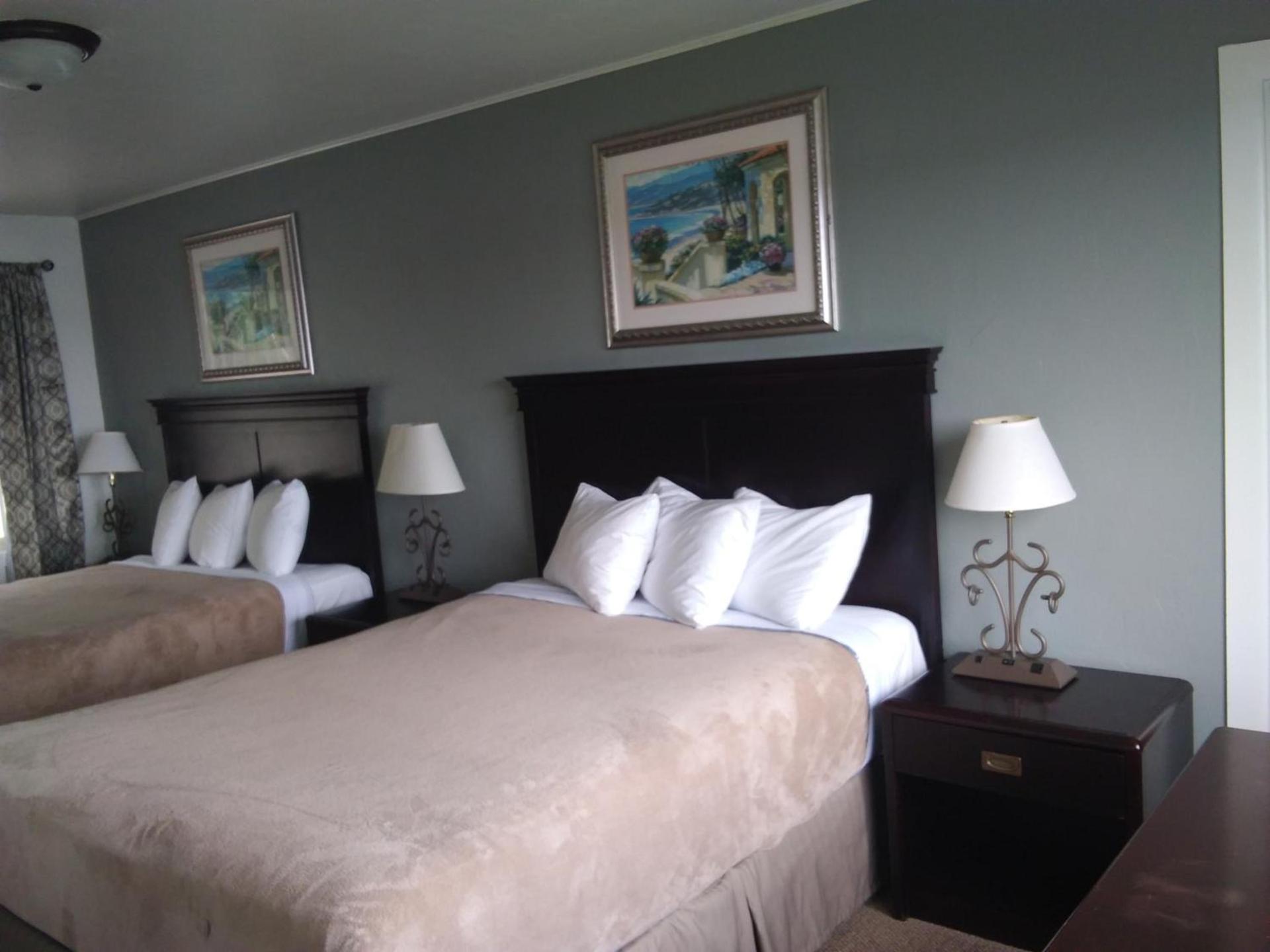 Bay Bridge Motel photo 21