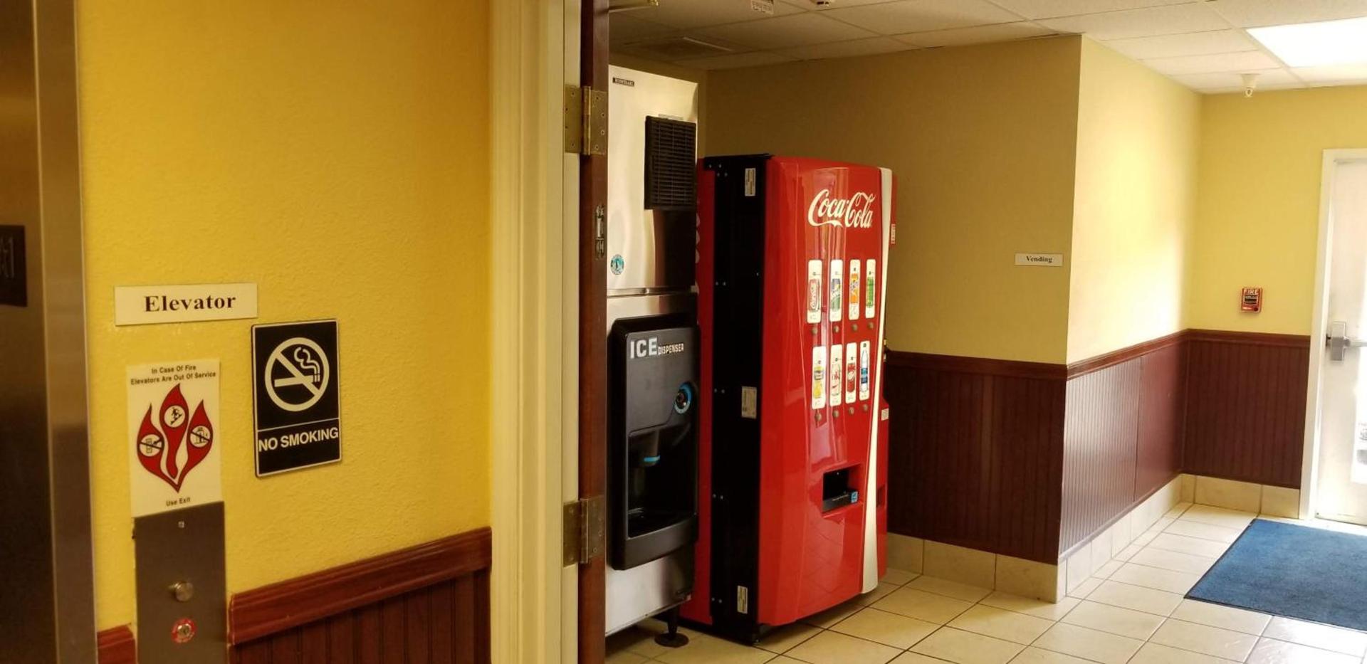 Home Inn & Suites photo 9