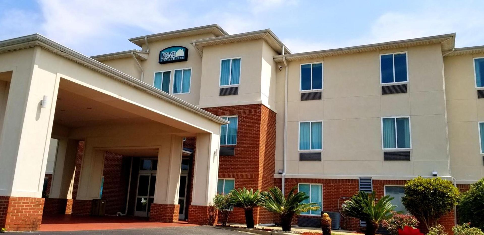 Home Inn & Suites photo 7