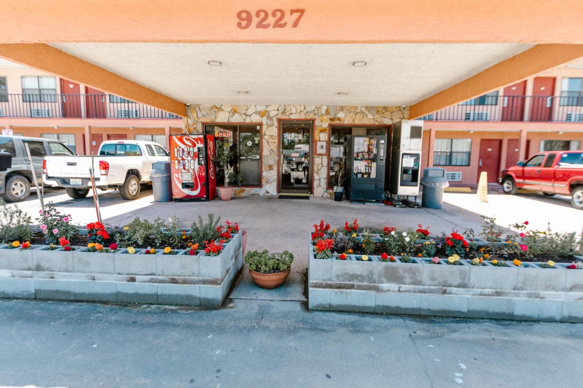 Summer Breeze Motel photo 2
