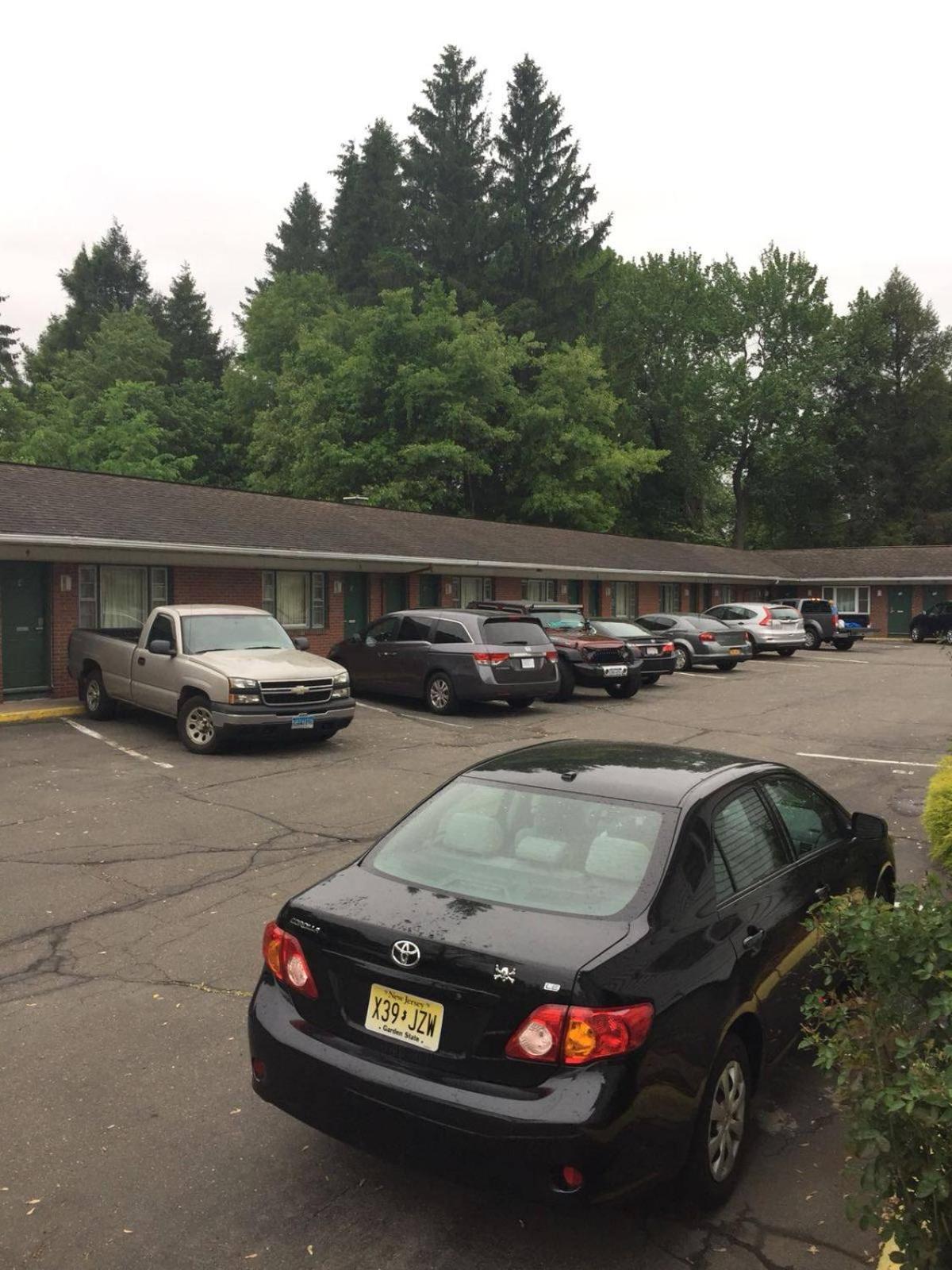Elm Motel photo 15