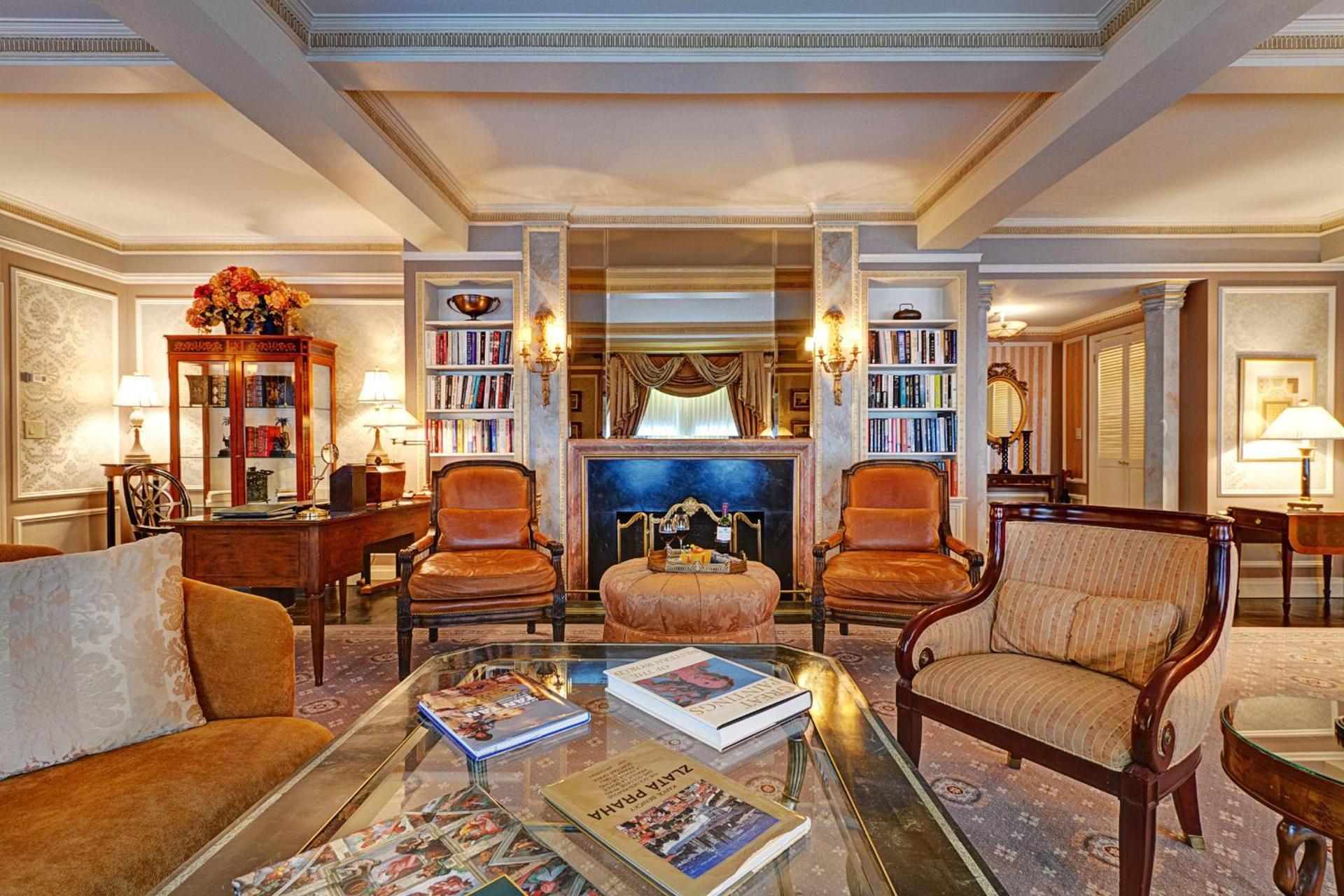Hotel Elysee by Library Hotel Collection photo 45