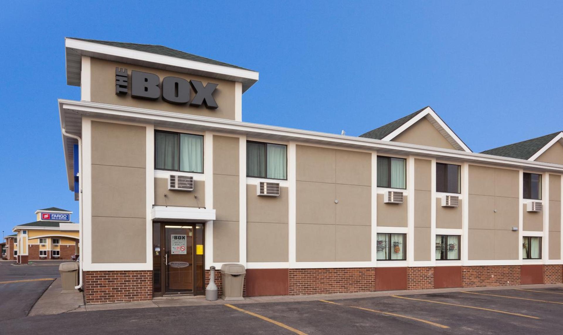 Fargo Inn and Suites photo 10