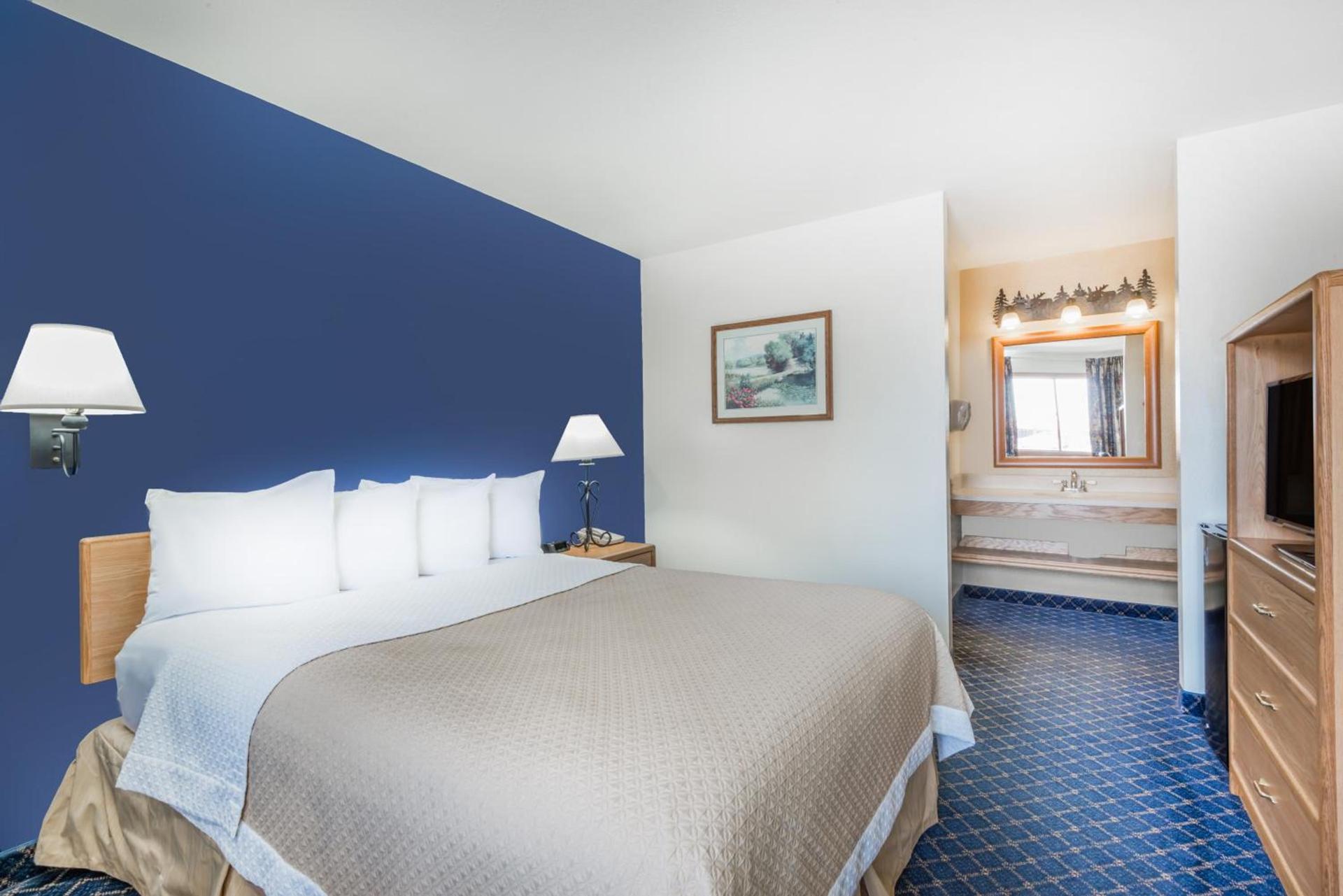 Days Inn by Wyndham Worland photo 34