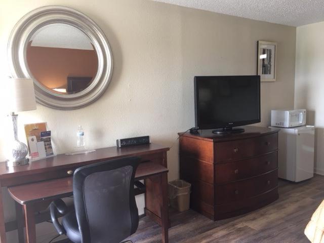 Royal Inn photo 42