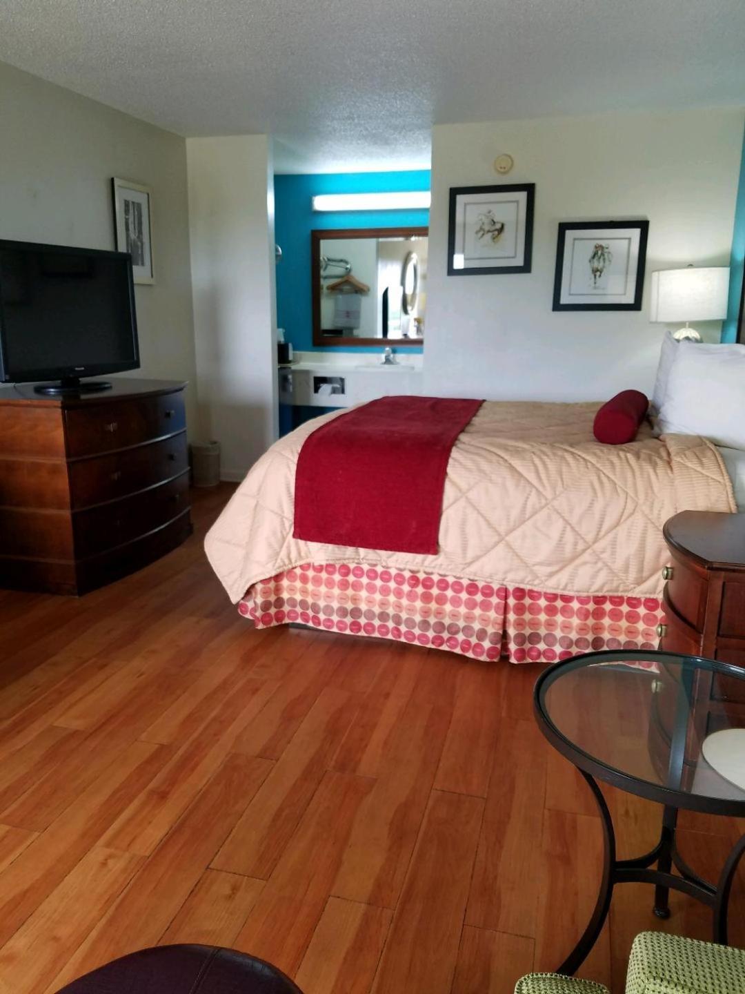 Royal Inn photo 46