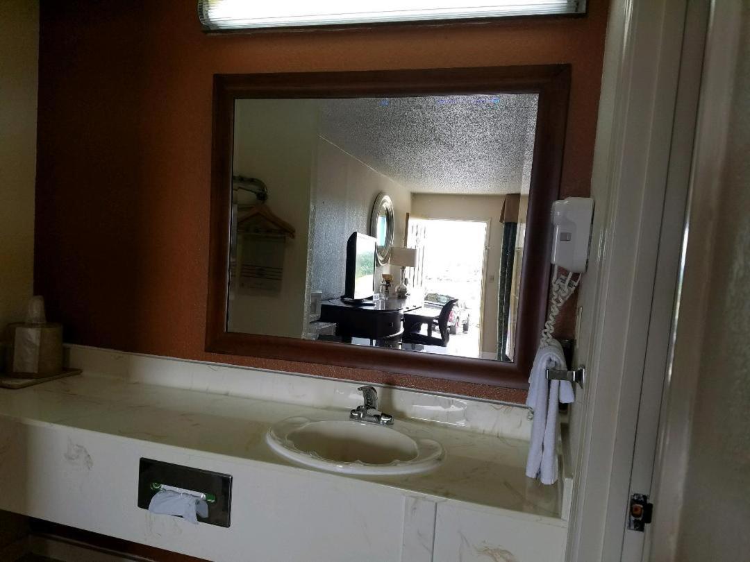 Royal Inn photo 31