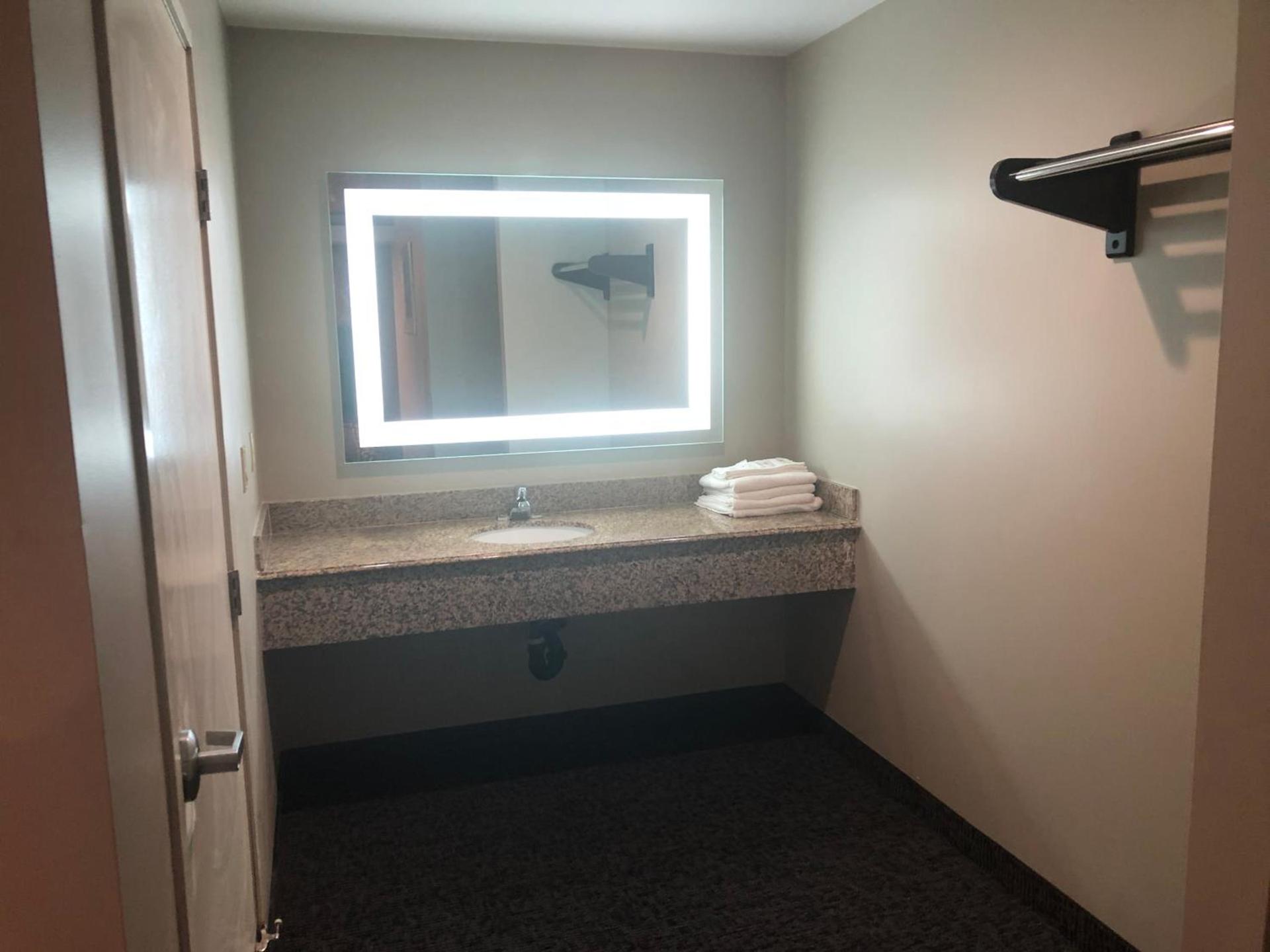 La Mirage Inn LAX Airport photo 13