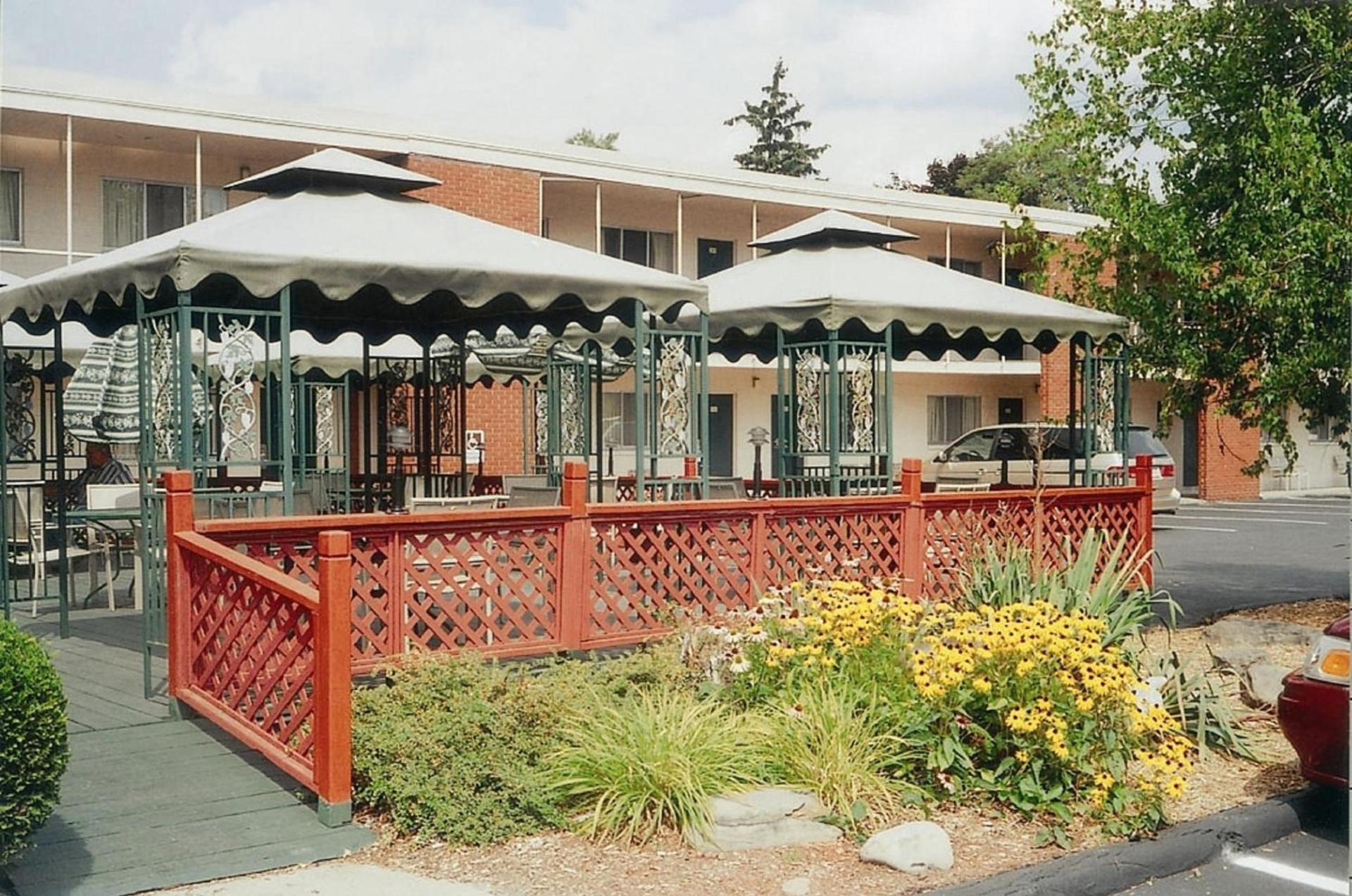 Meadow Court Inn - Ithaca photo 24