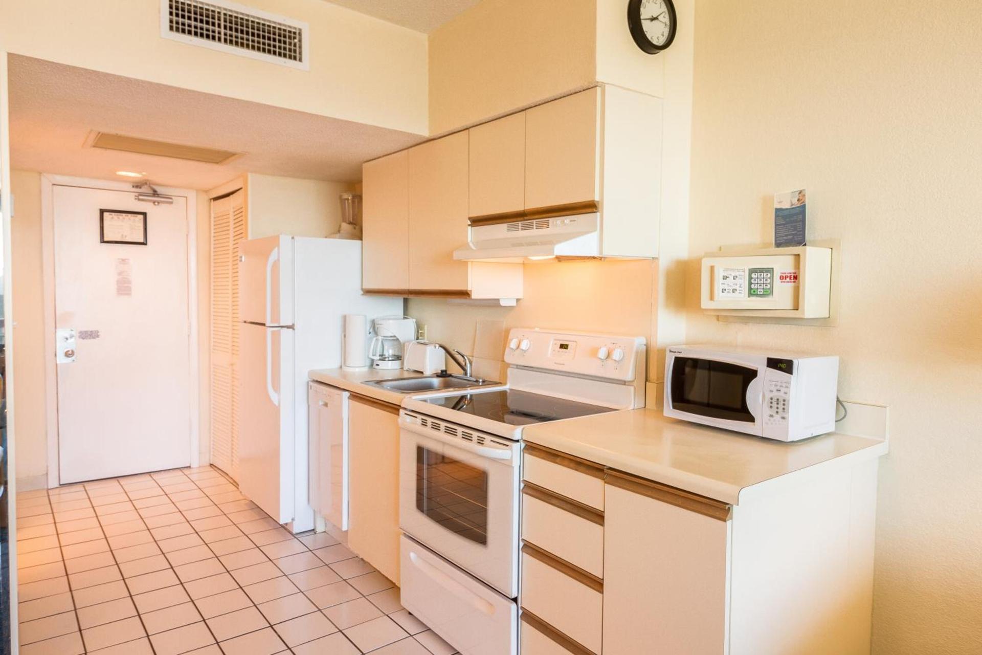 Yachtsman Oceanfront Resort photo 15