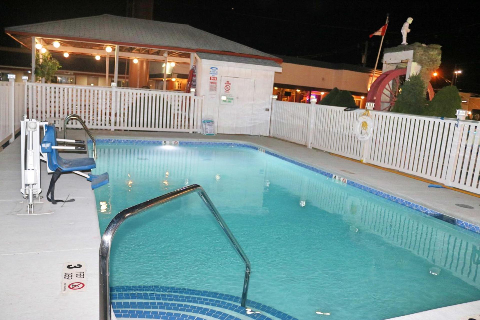 Woodland Inn photo 28