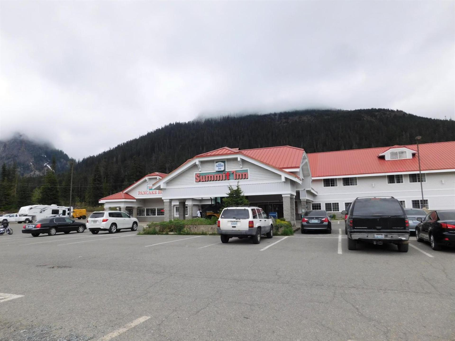 The Summit Inn photo 7
