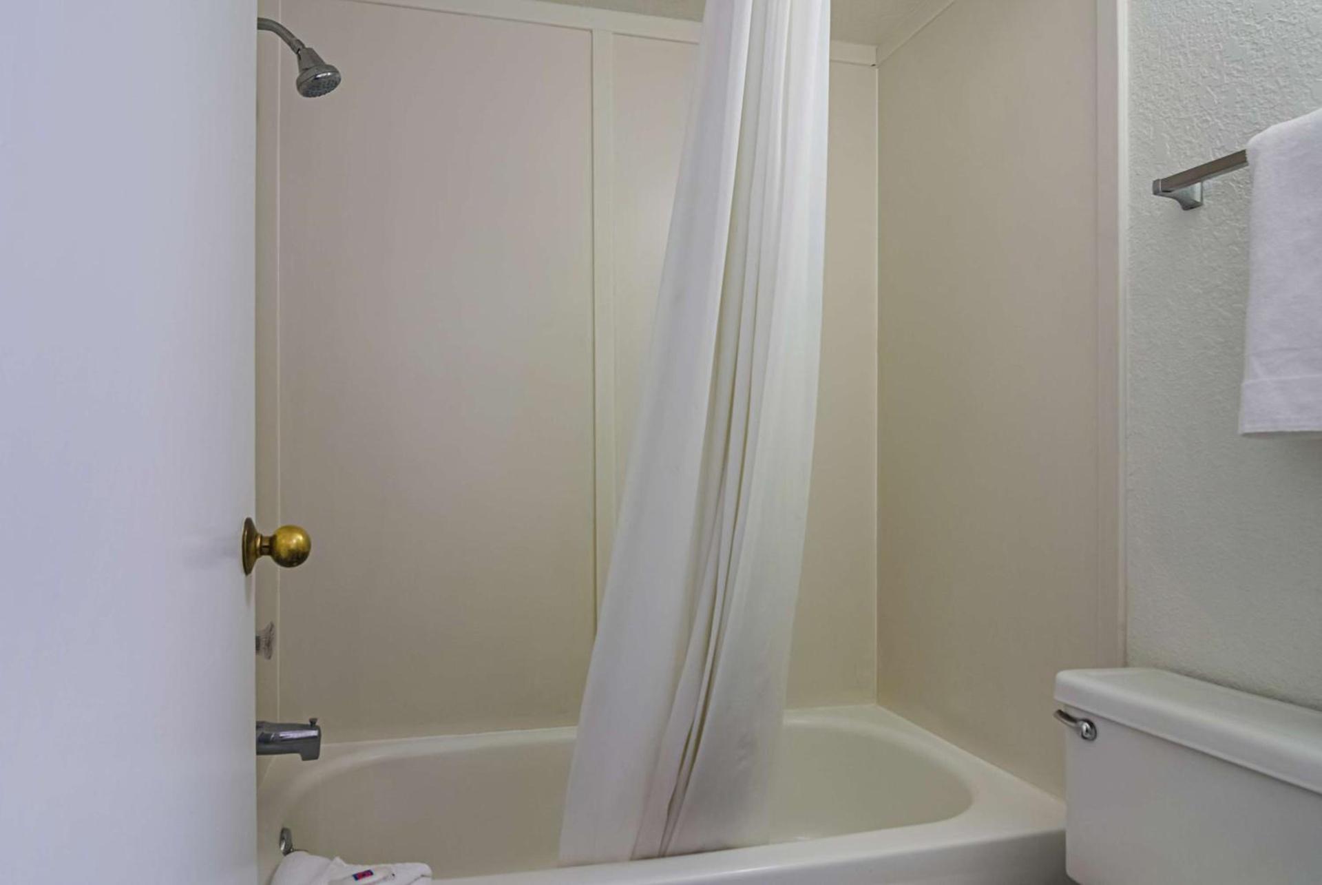 Motel 6-Barstow, CA photo 41