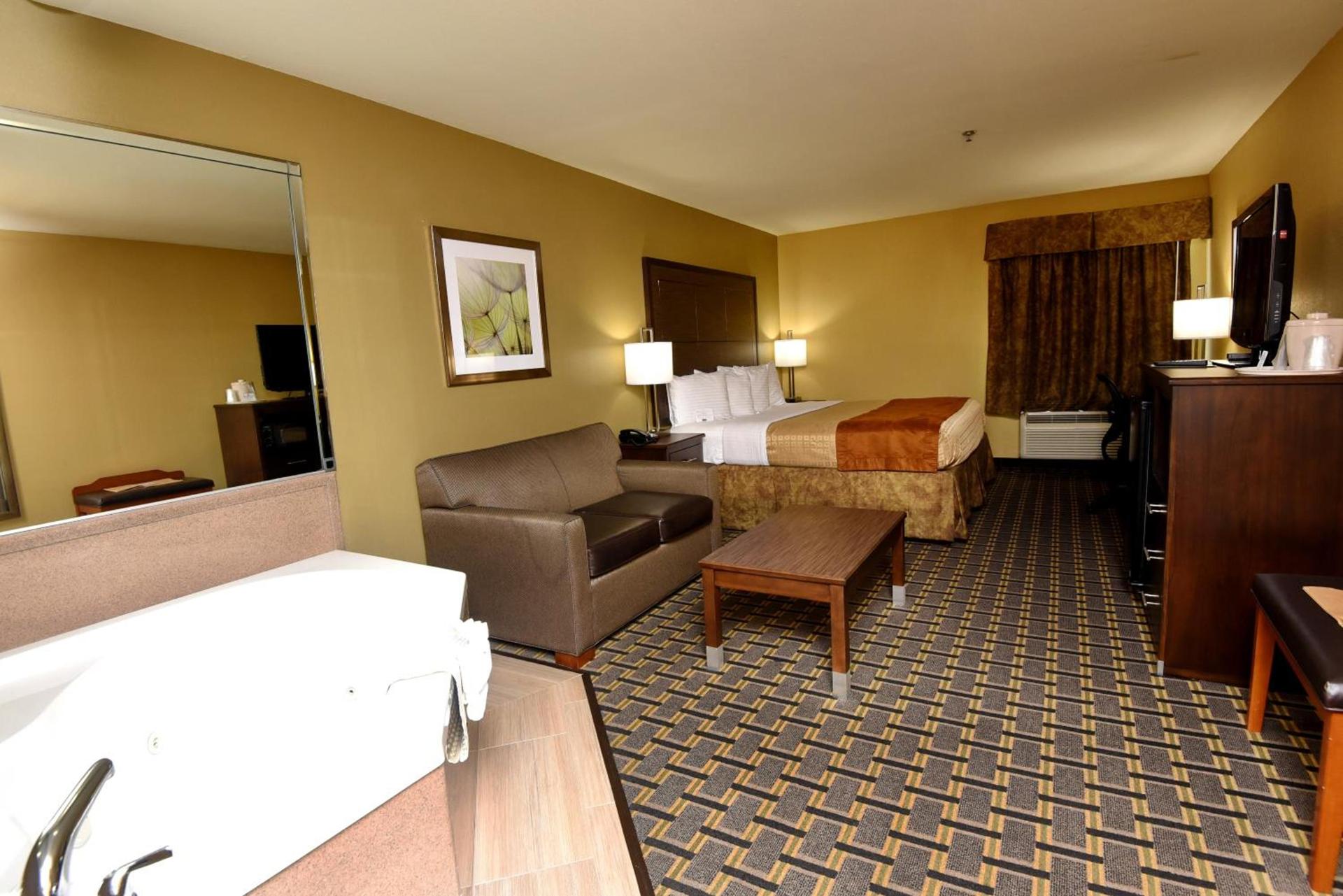 Best Western Zachary Inn photo 35
