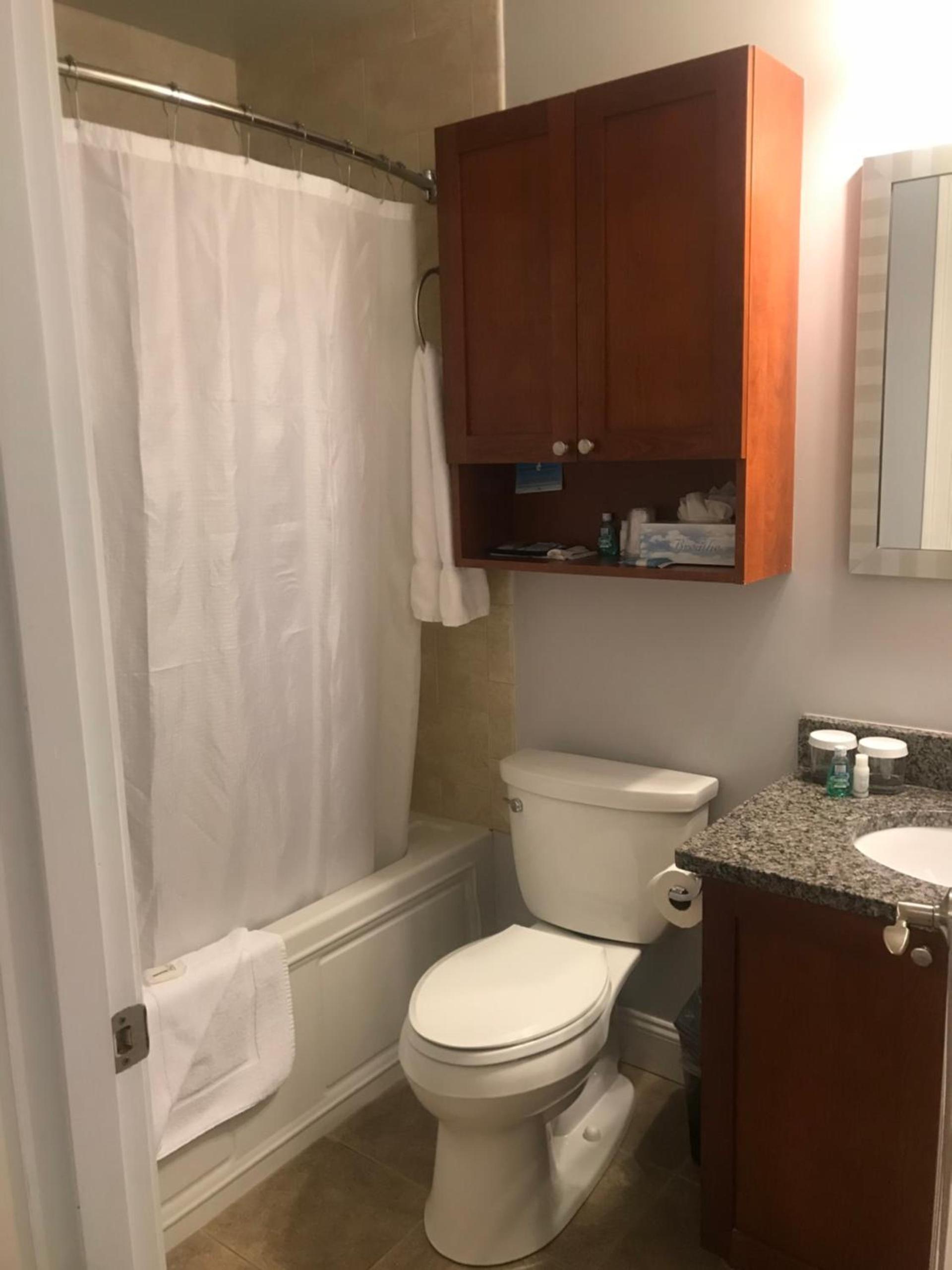 Crescent Suites Hotel photo 48