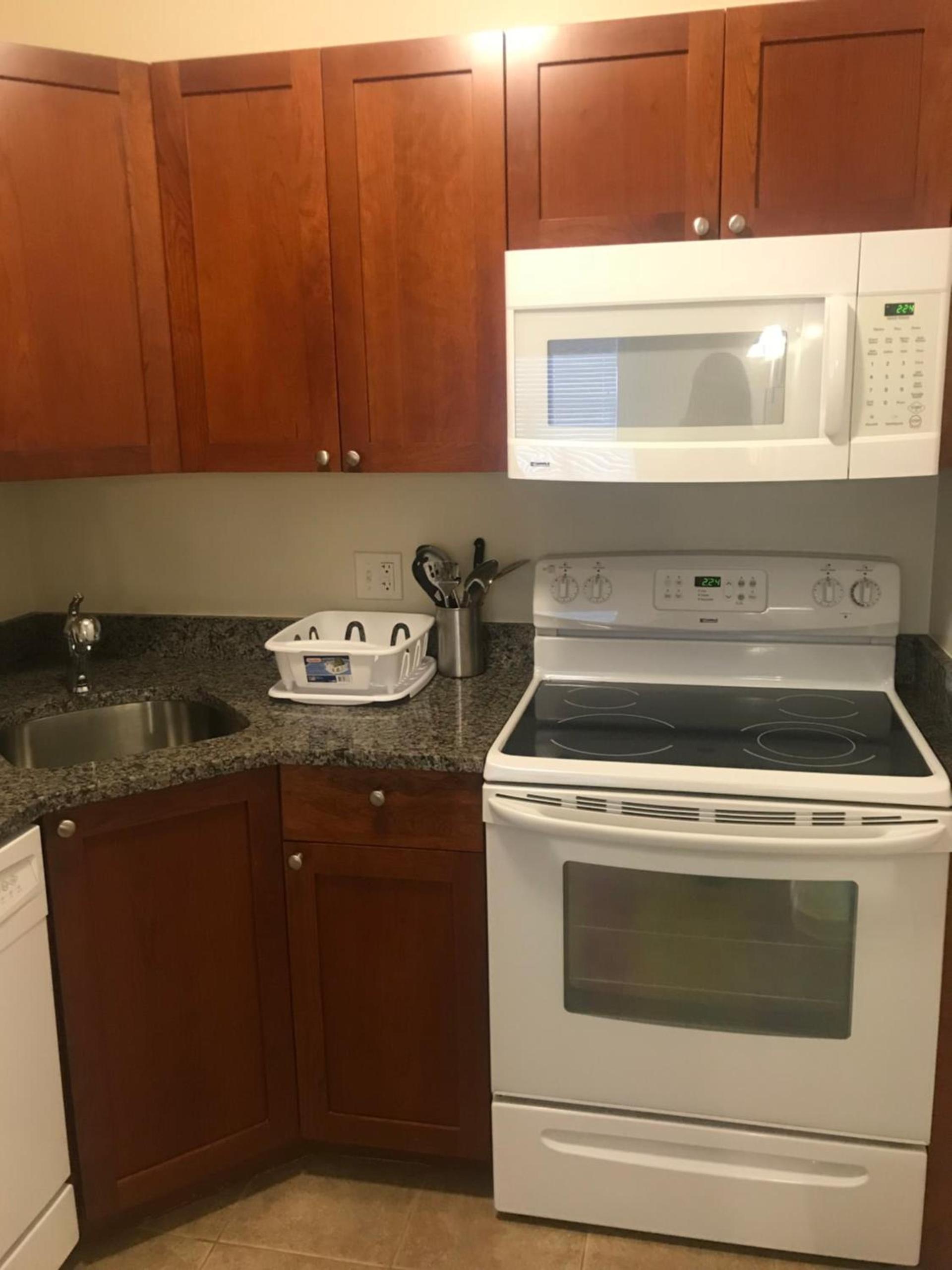 Crescent Suites Hotel photo 49