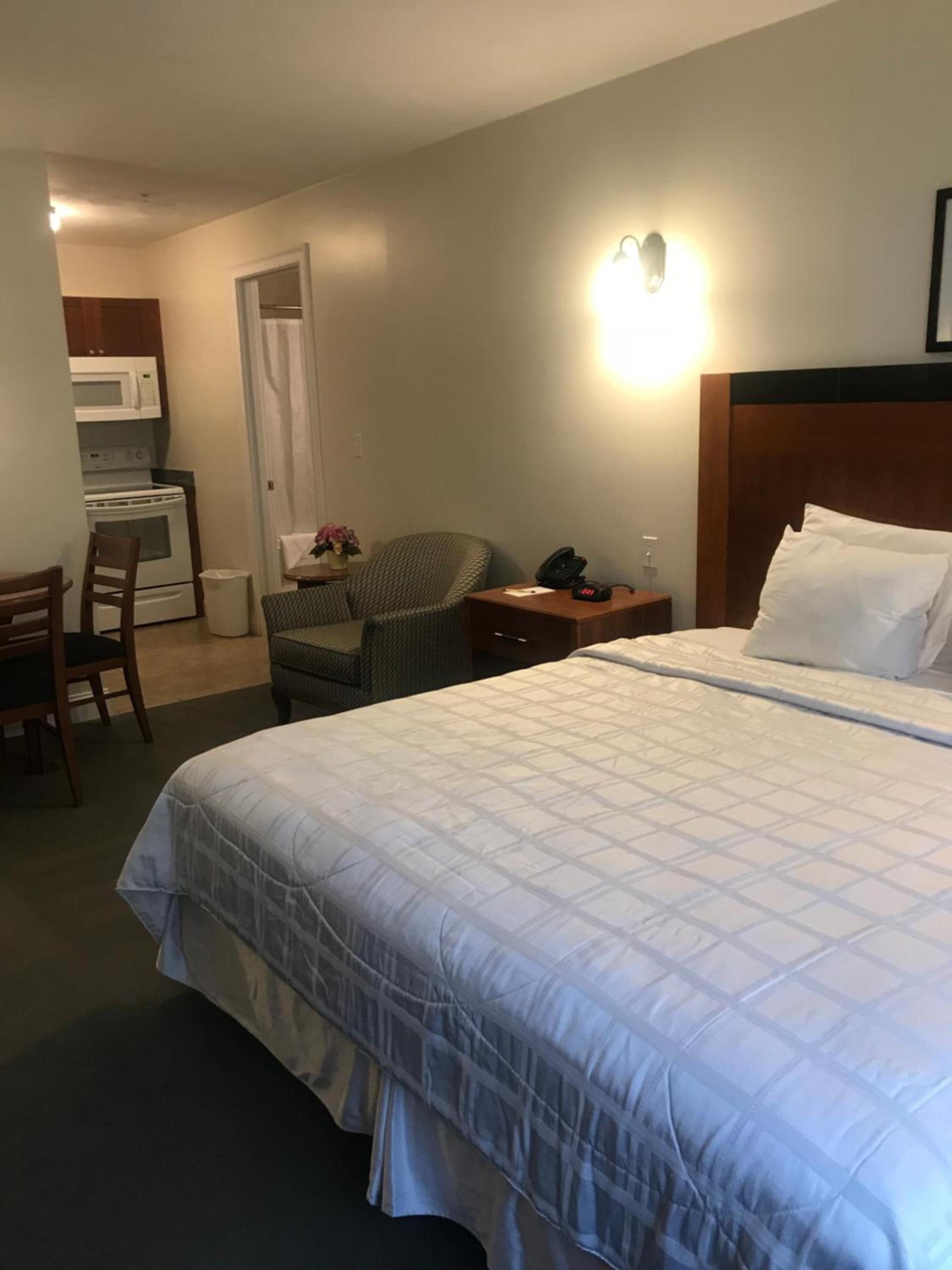 Crescent Suites Hotel photo 55