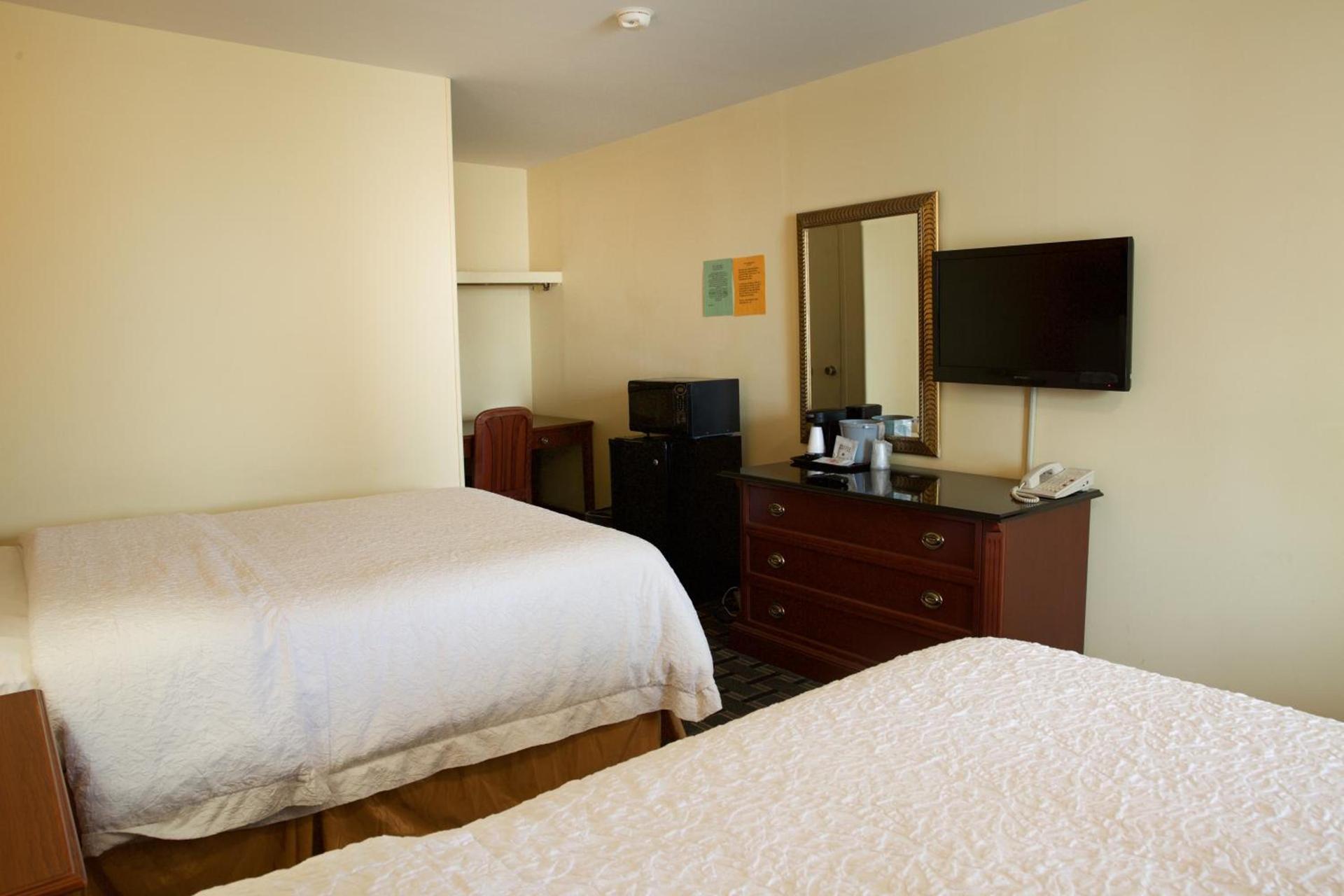 Highlander Motel photo 13