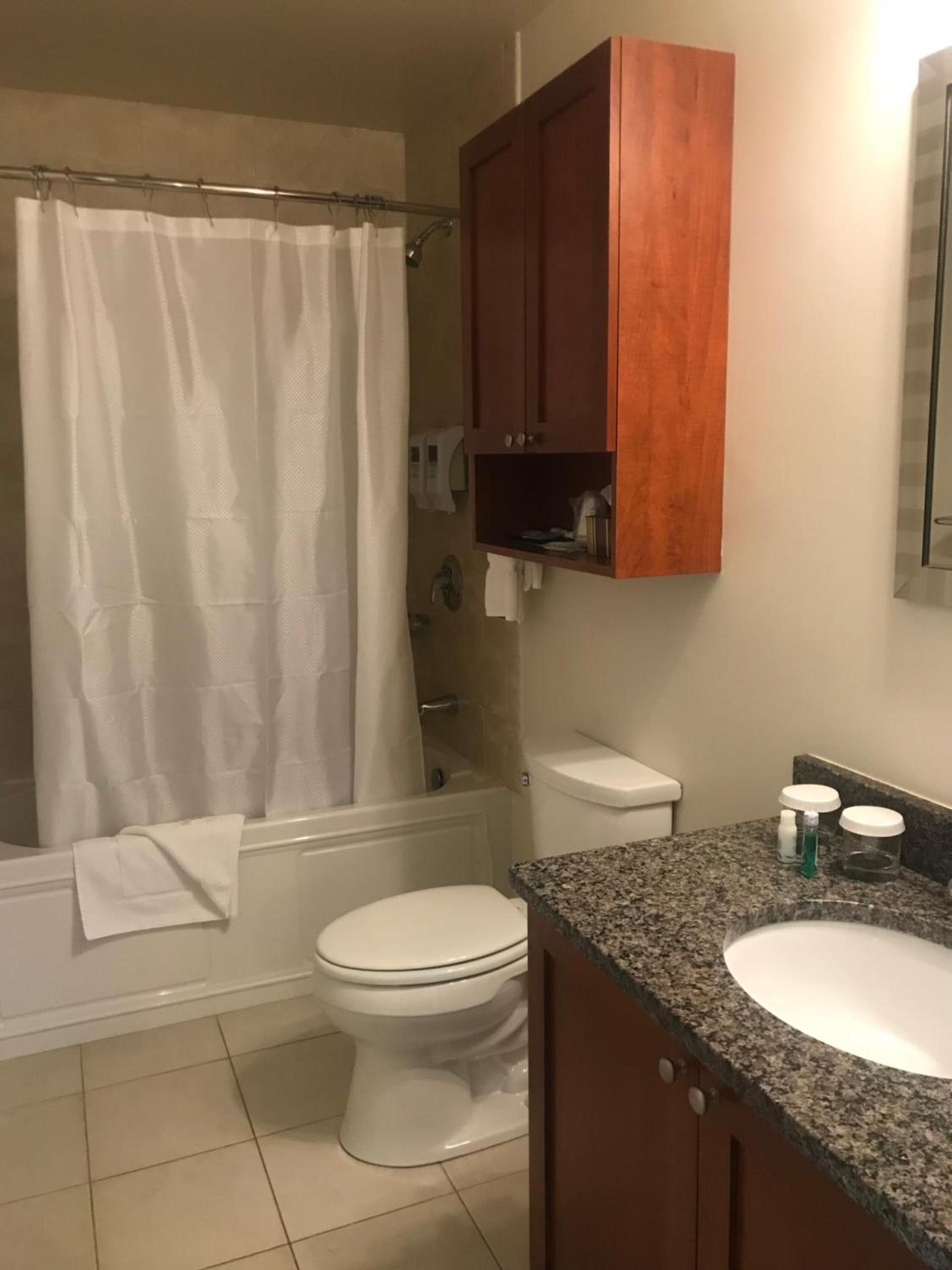 Crescent Suites Hotel photo 43
