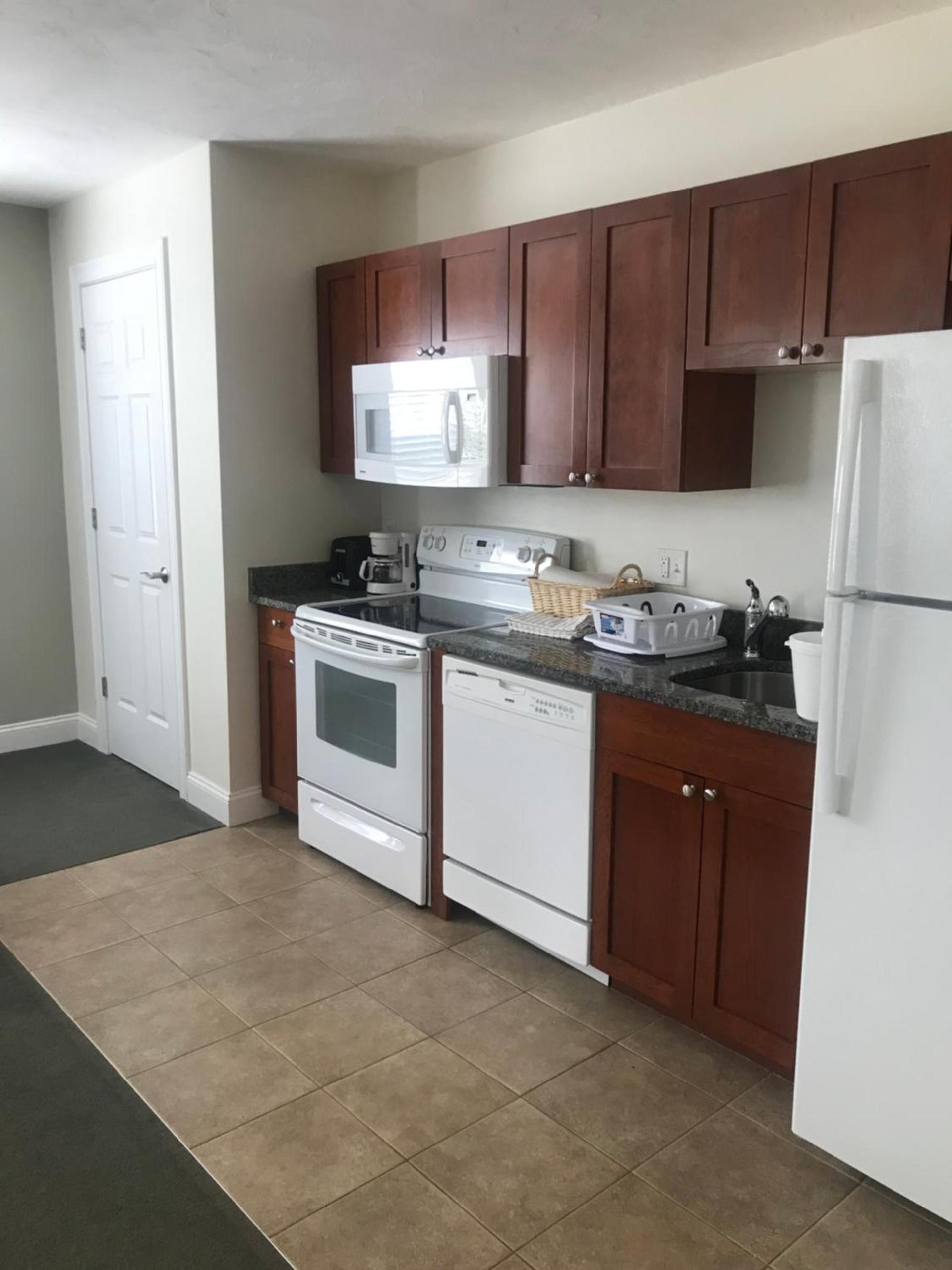 Crescent Suites Hotel photo 39