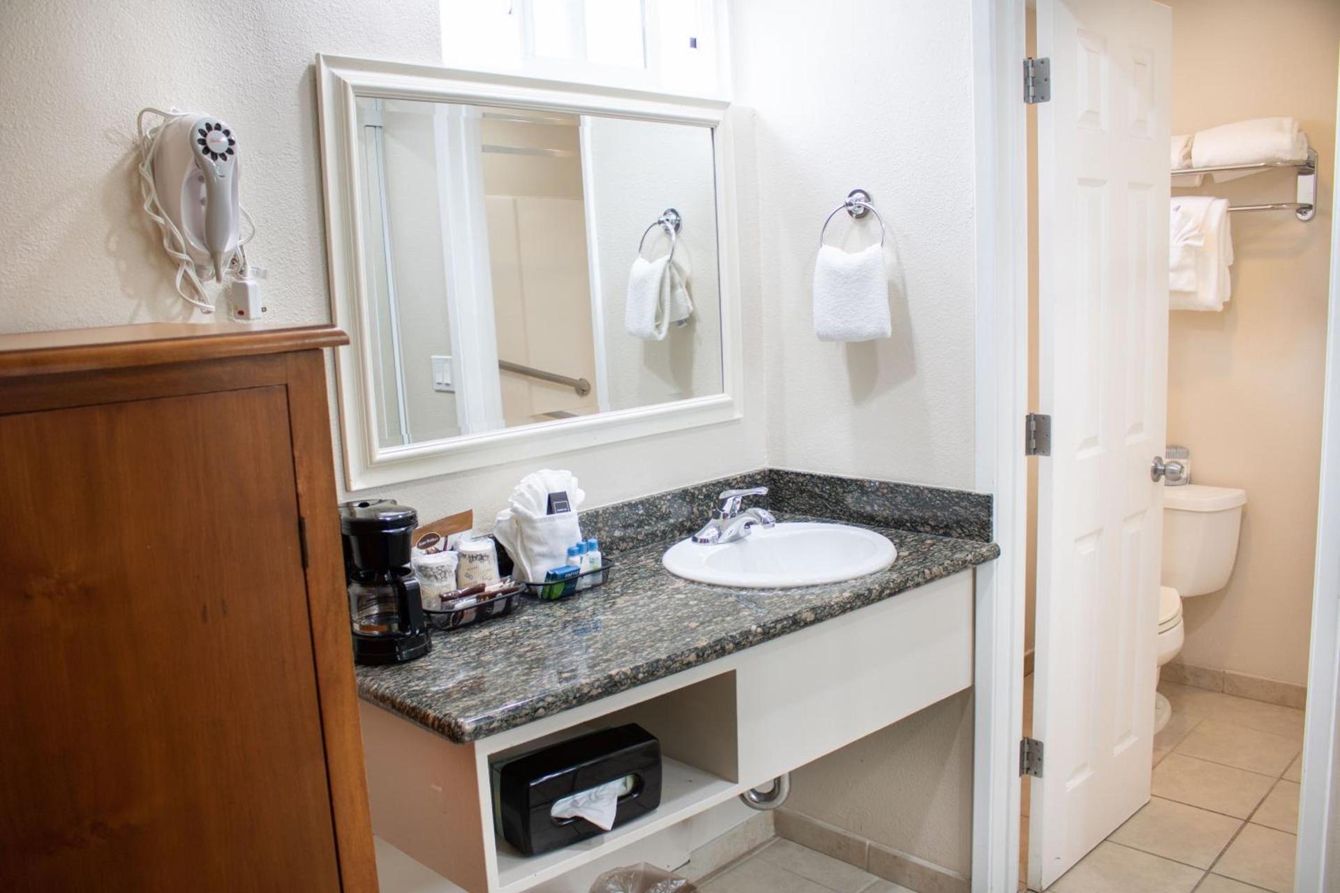 King Frederik Inn photo 52