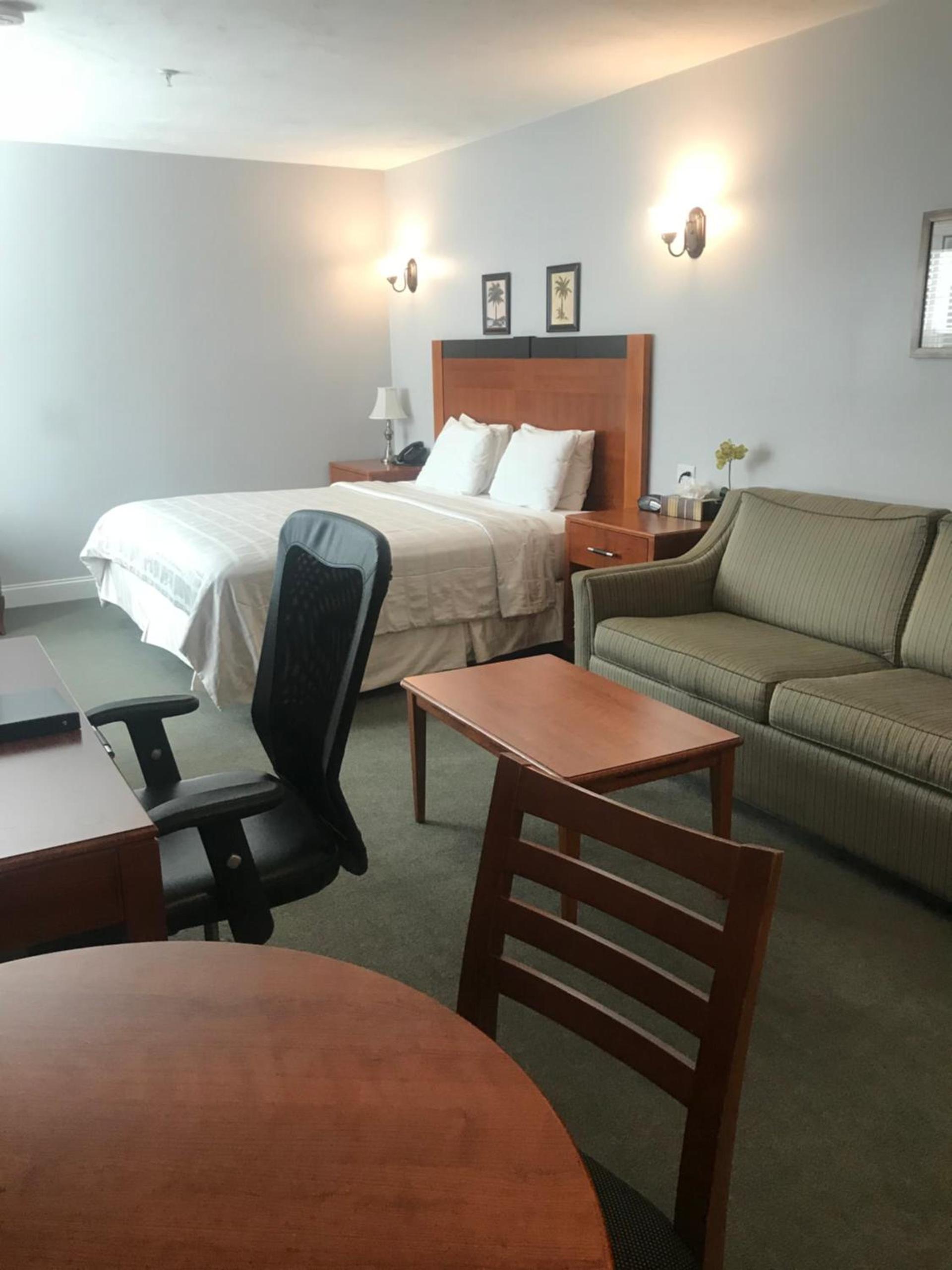 Crescent Suites Hotel photo 32
