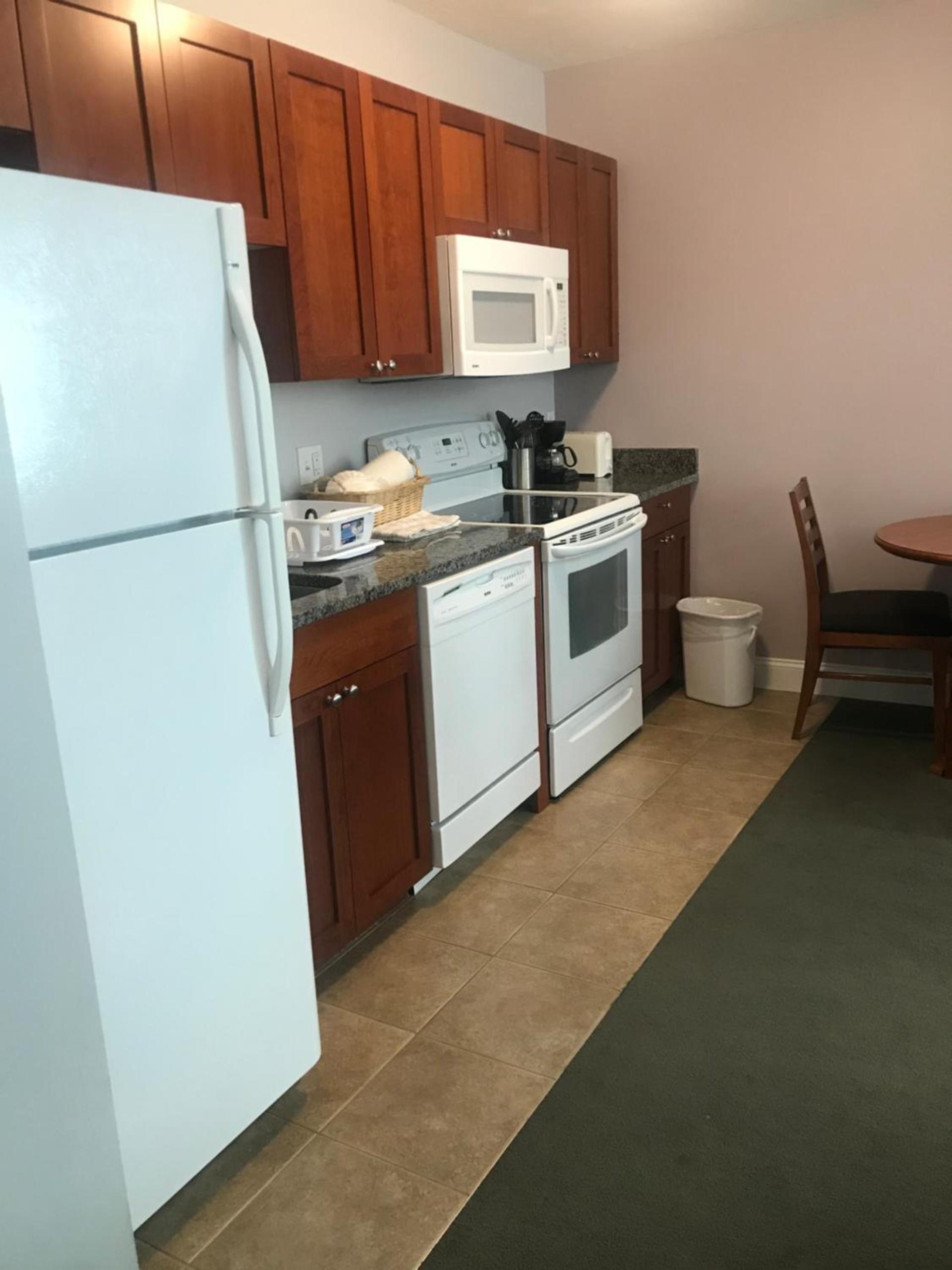 Crescent Suites Hotel photo 34
