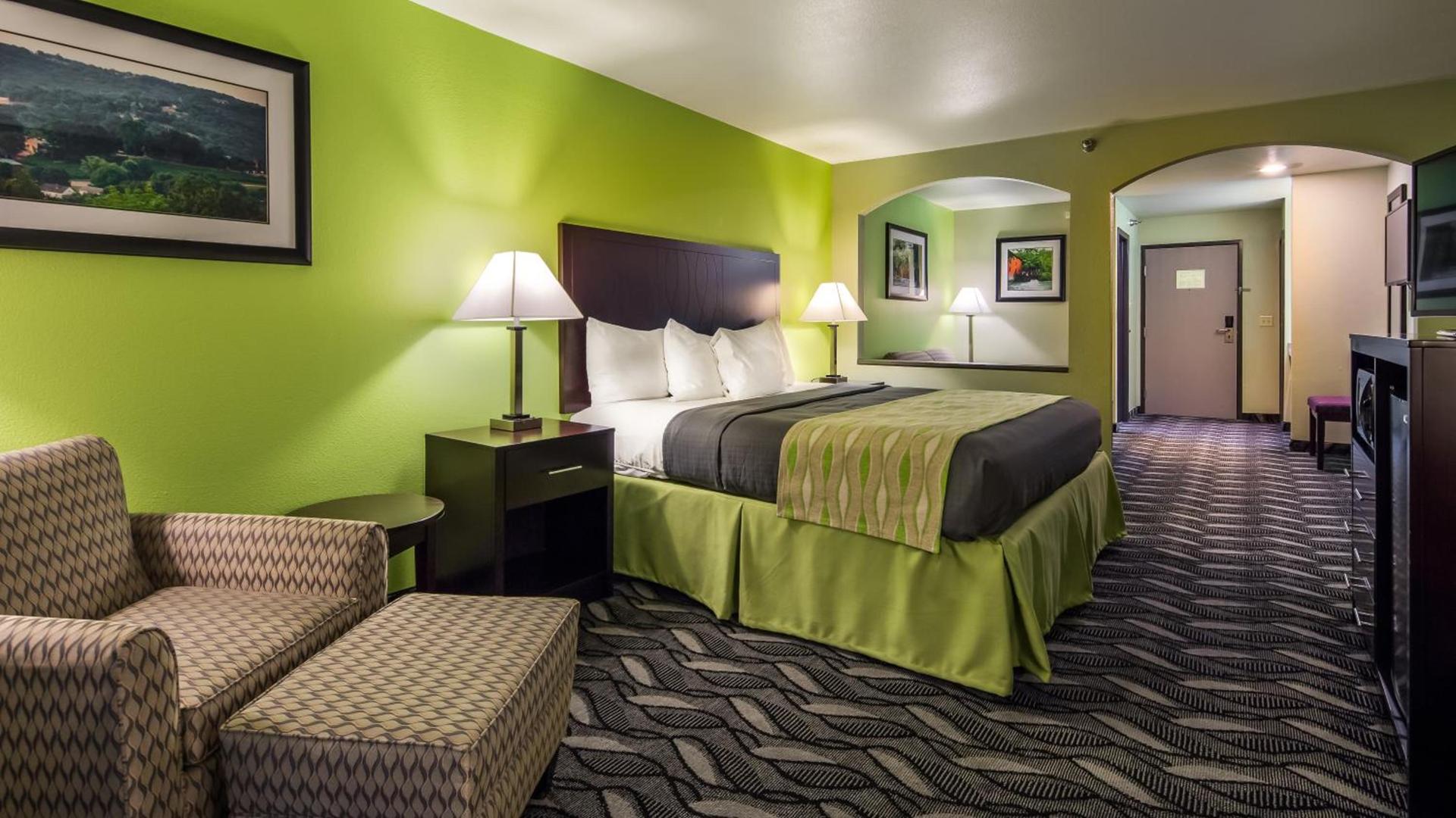 Best Western Mt. Vernon Inn photo 35